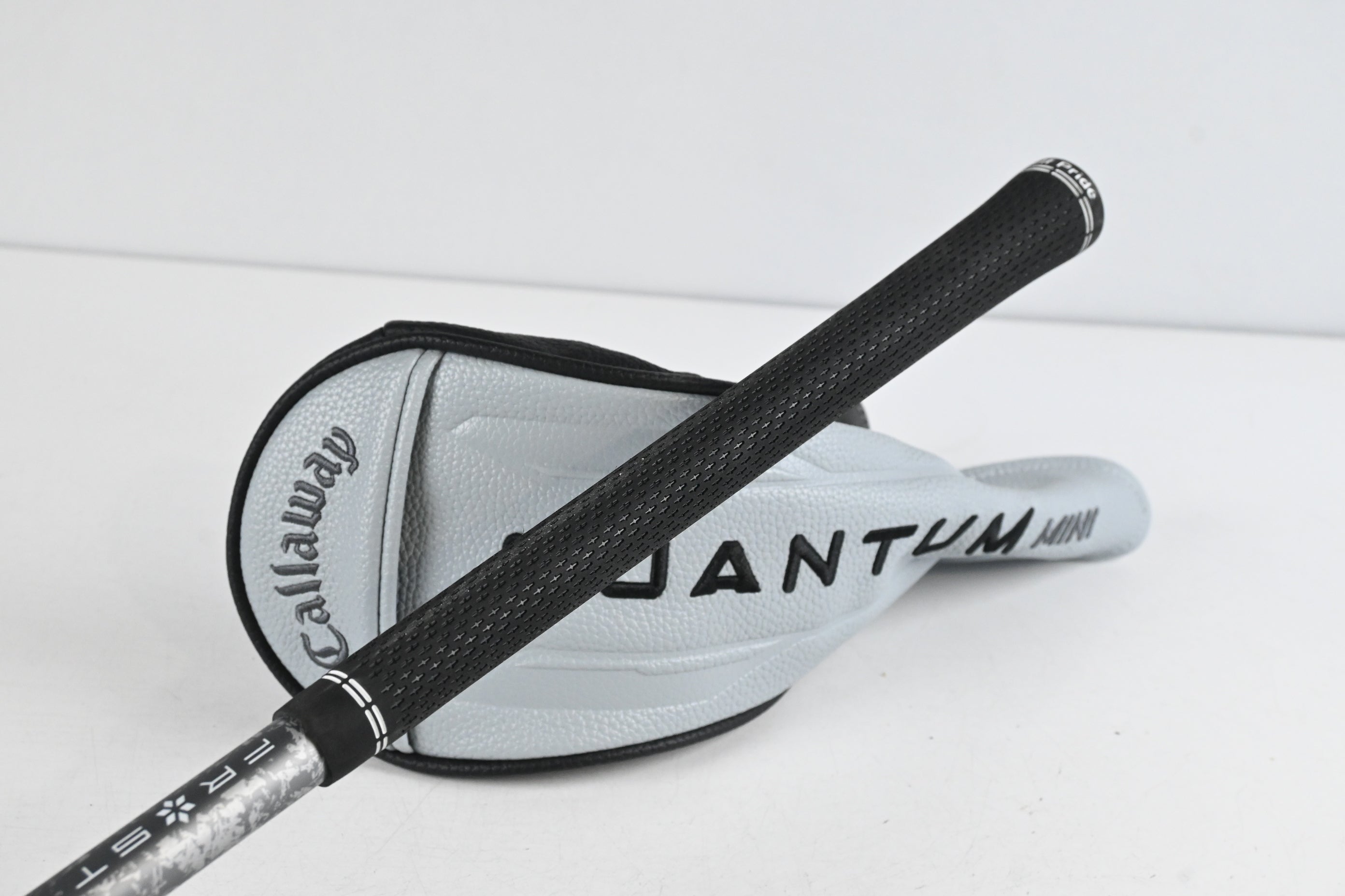 Callaway Quantum Max D #5 Wood / 18 Degree / Regular Flex Denali Frost Silver 60