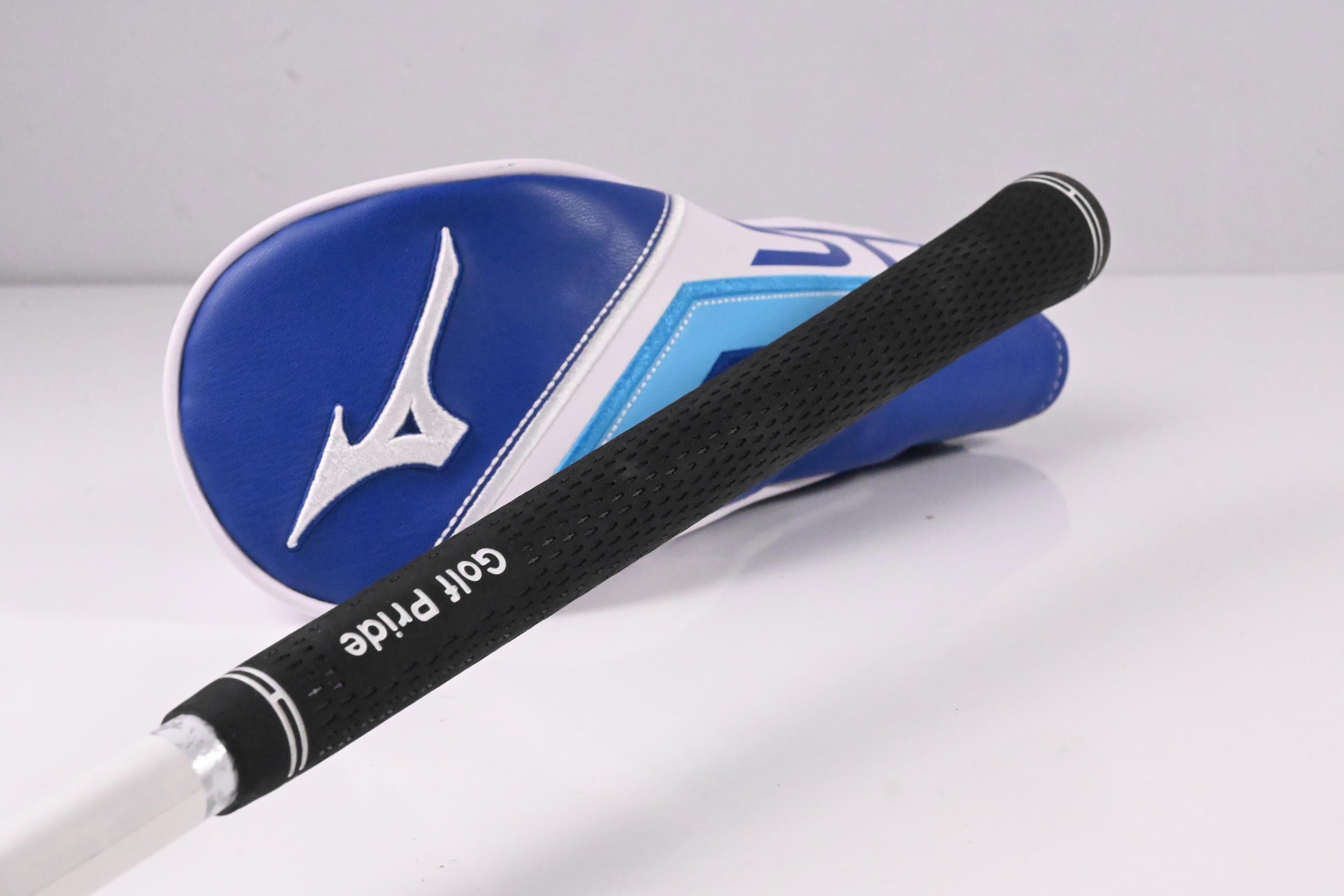 Mizuno ST-Max 230 #3 Hybrid / 19 Degree / Regular Flex Denali Red 70 Shaft