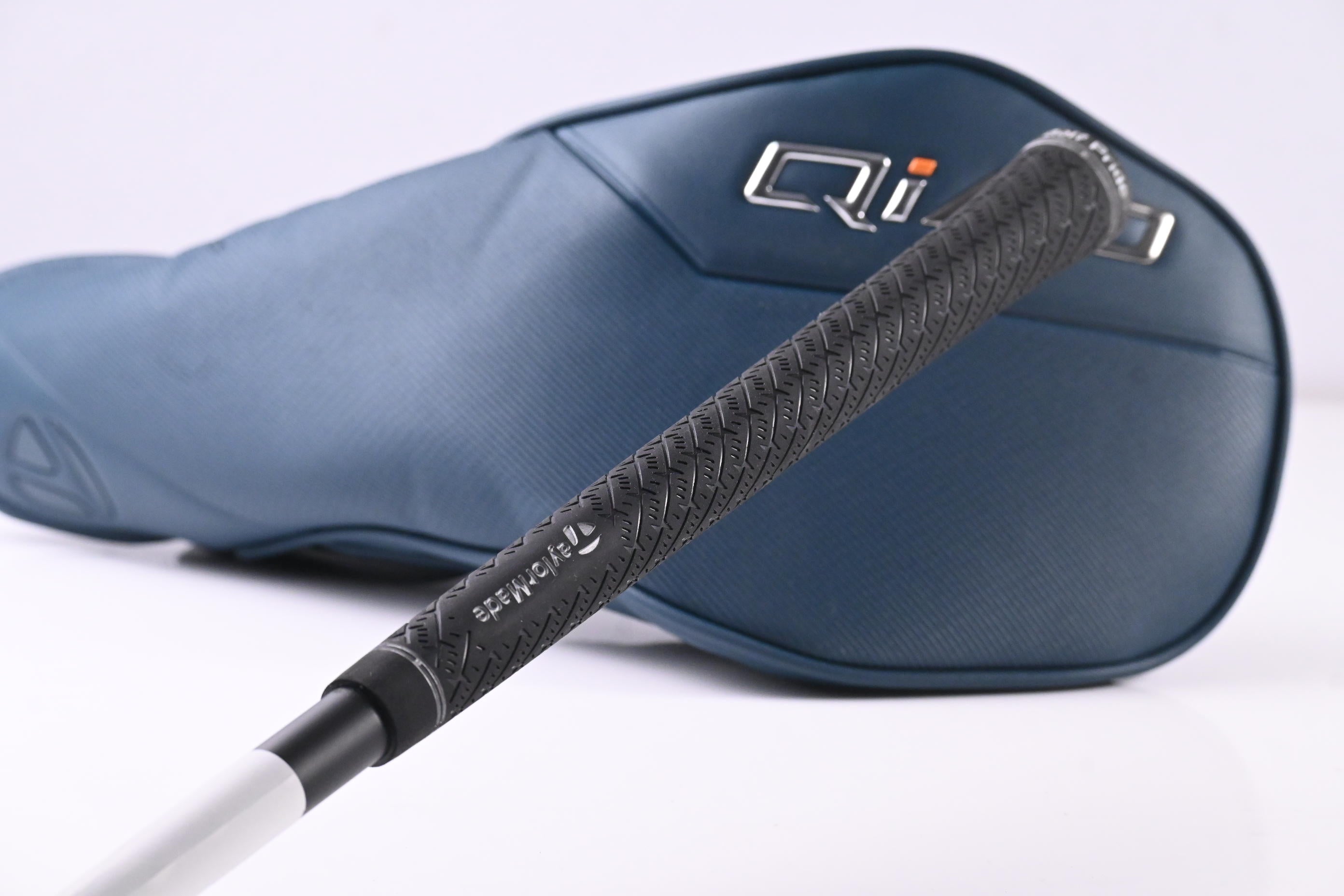 Taylormade Qi4D Max Driver / 9 Degree / Stiff Flex Reax Blue 50 Shaft