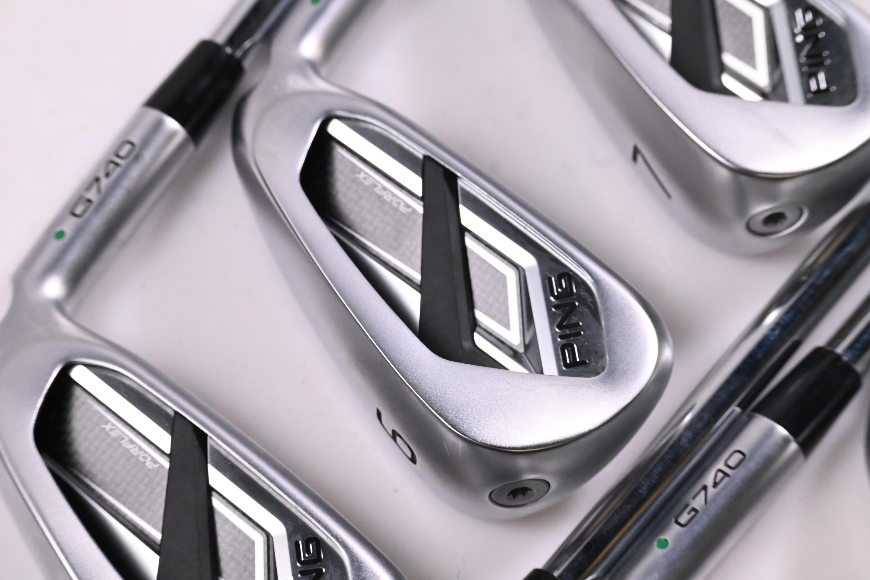 Ping G740 Irons / 5-PW+GW / Green Dot / Regular Flex Dynamic Gold R300
