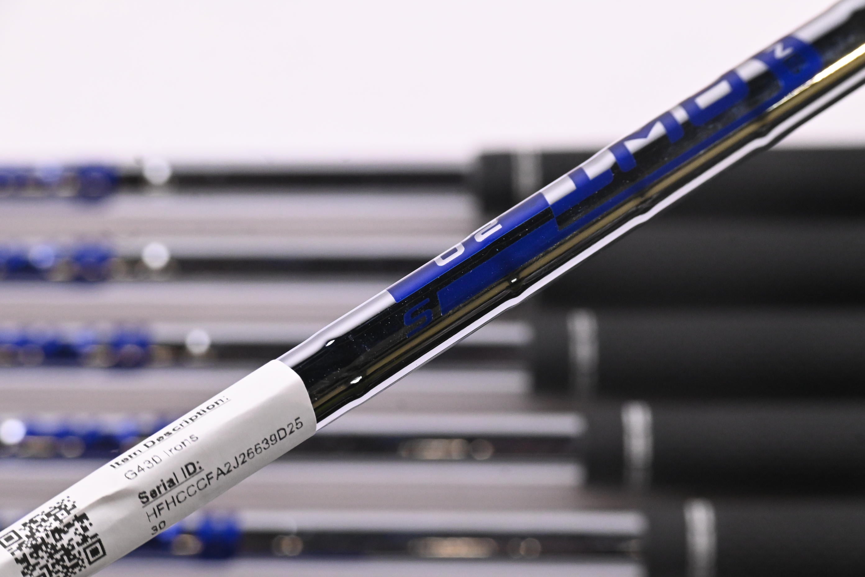 Ping G430 Irons / 4-PW+45° / Blue Dot / Stiff Flex Ping AWT 2.0 Shafts