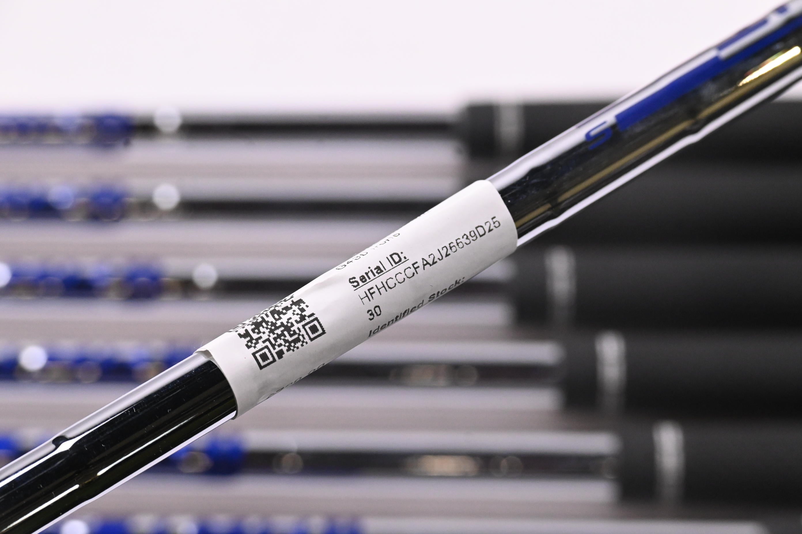 Ping G430 Irons / 4-PW+45° / Blue Dot / Stiff Flex Ping AWT 2.0 Shafts