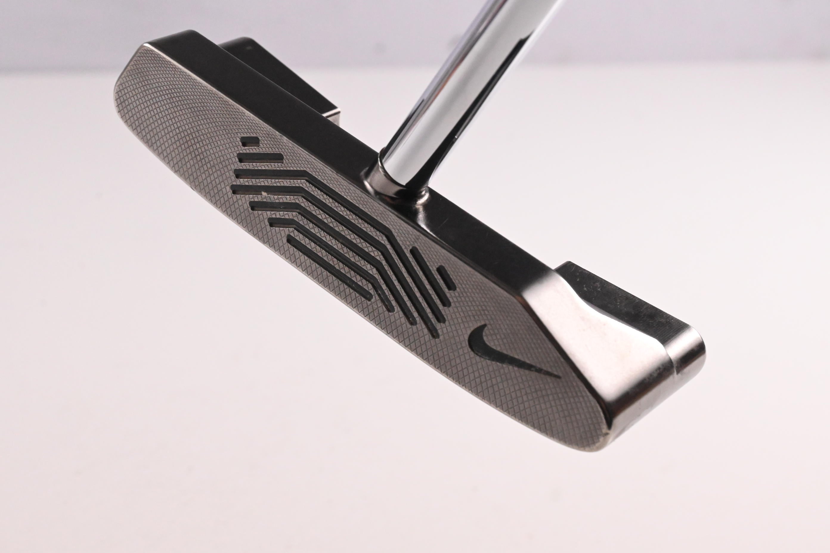 Nike Method Midnight 007 Putter / 35 Inch