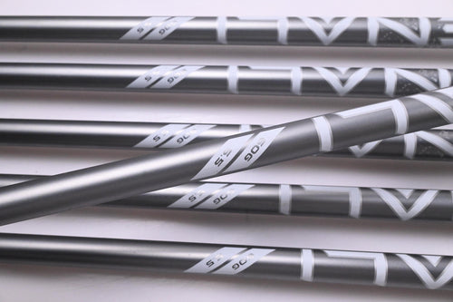 Callaway Quantum Max Irons / 6-PW+GW / Regular Flex Denali Frost Silver 60