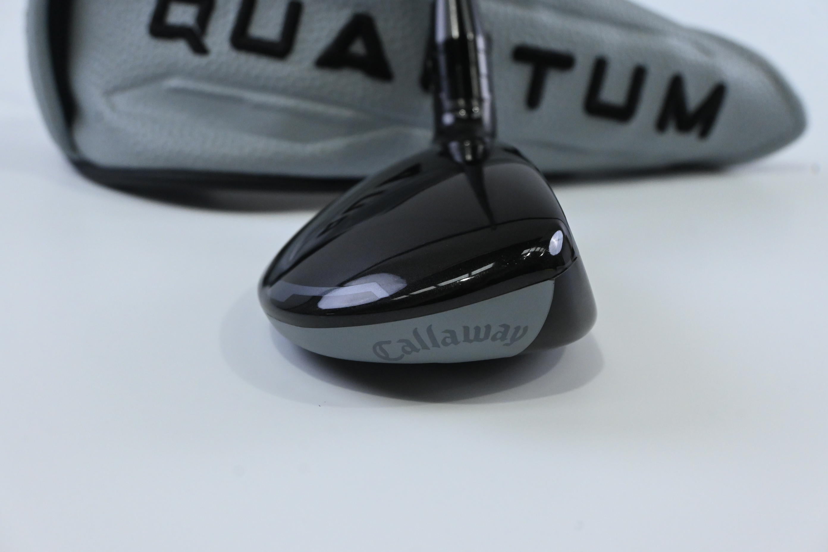 Callaway Quantum Max OS #4 Hybrid / 20 Degree / Senior Flex Vanquish 5 Shaft