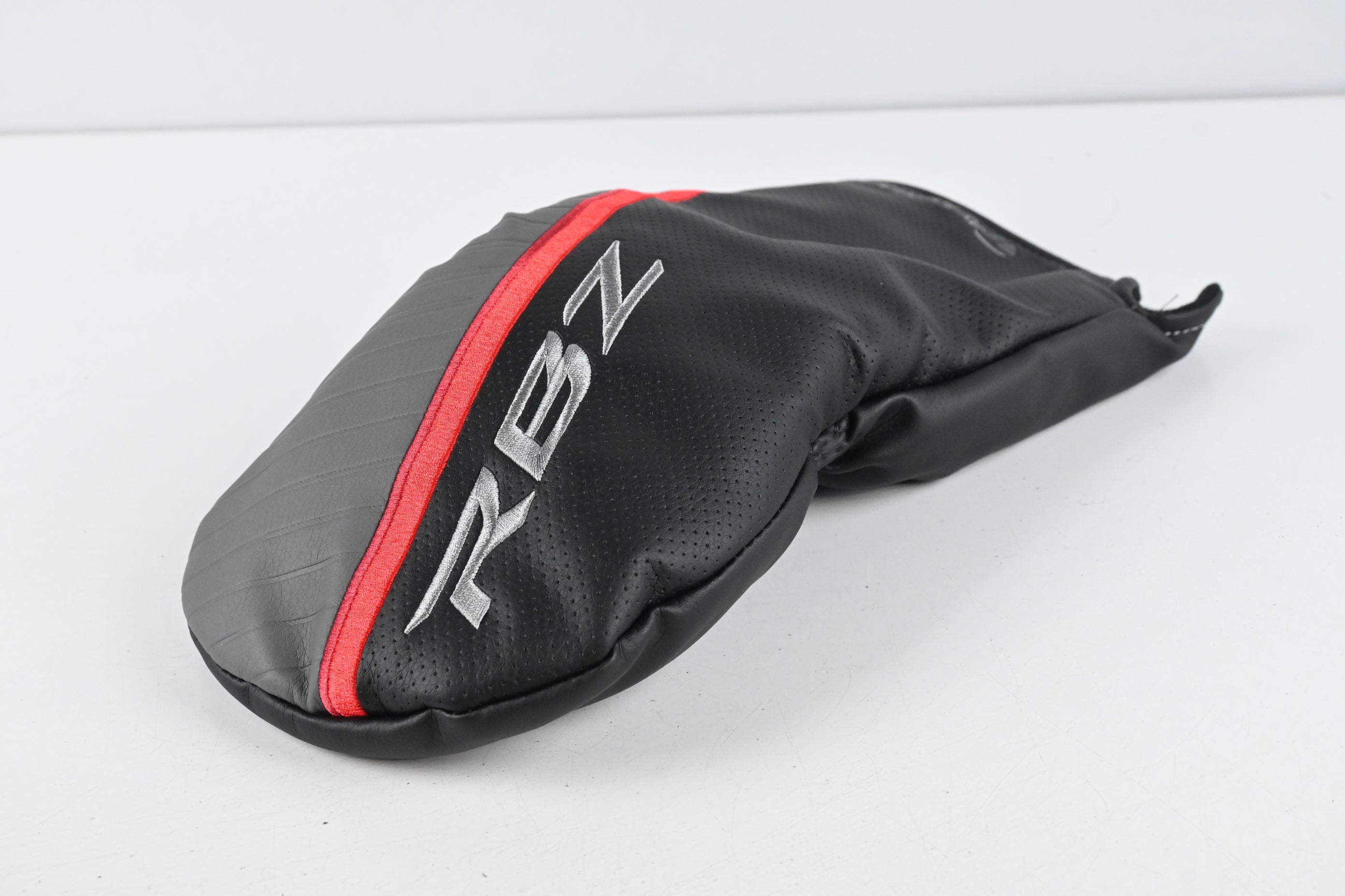 Taylormade RBZ Driver / 10.5 Degree / Regular Flex Taylormade RBZ 55 Shaft