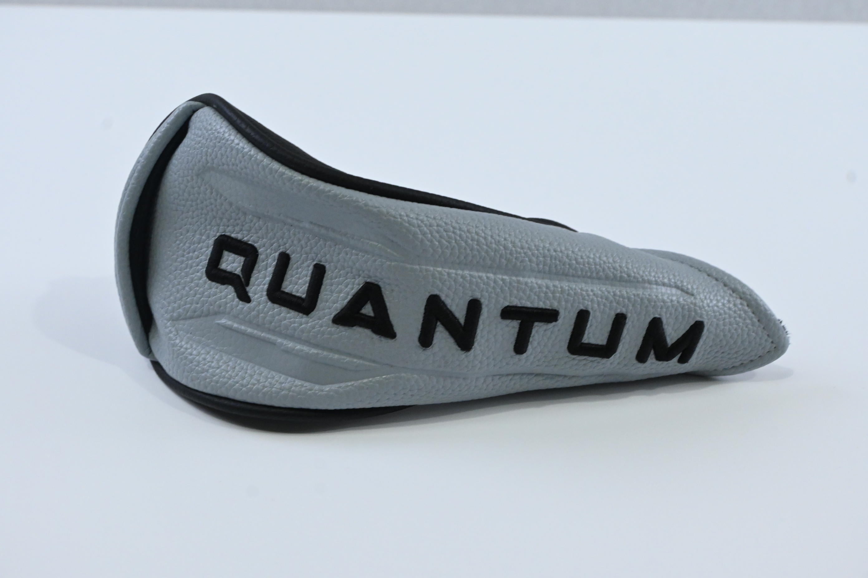 Callaway Quantum Max OS #4 Hybrid / 20 Degree / Senior Flex Vanquish 5 Shaft