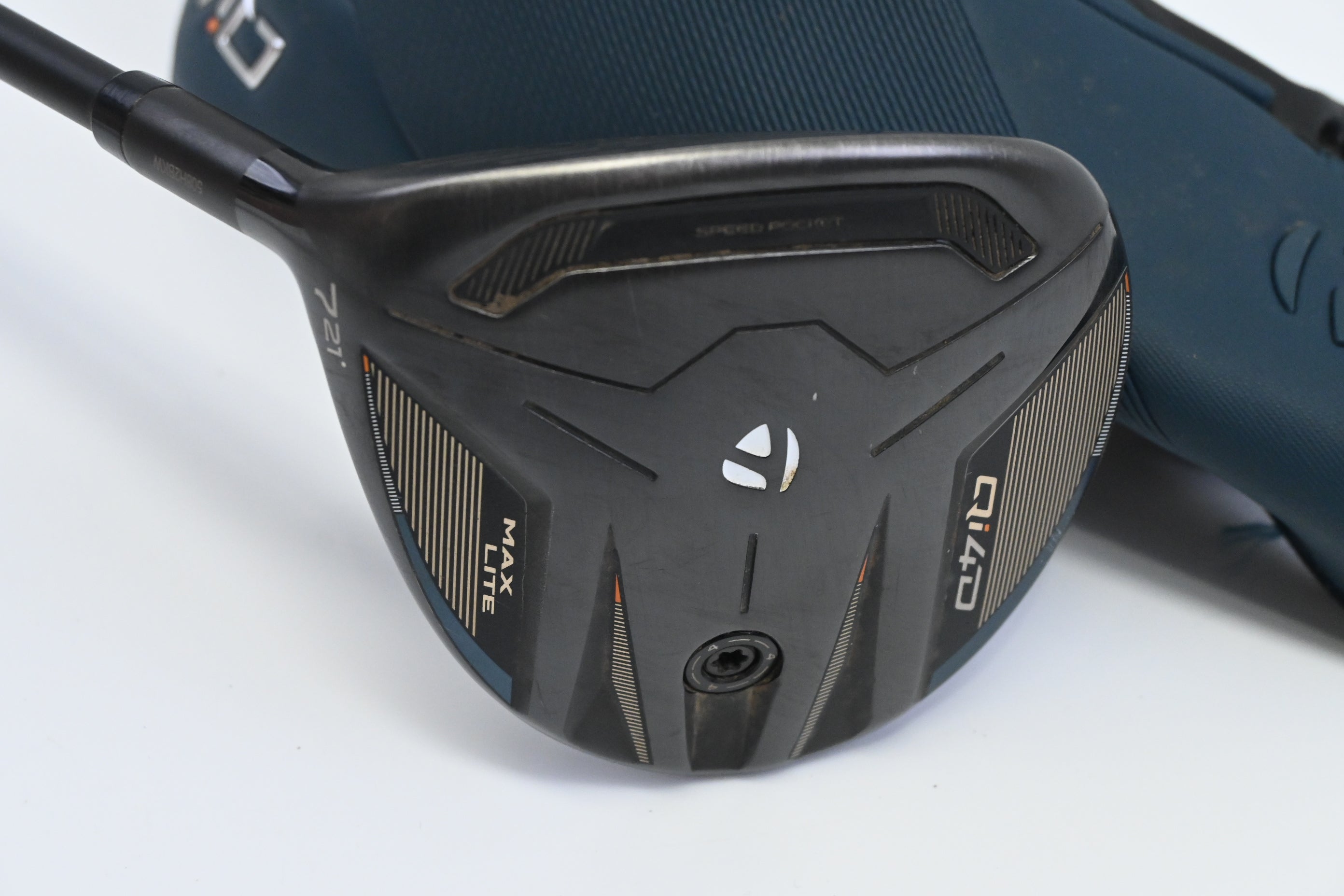 Left Hand Taylormade Qi4D Max Lite # 7 Fairway Wood / 21 Degree / Regular Flex