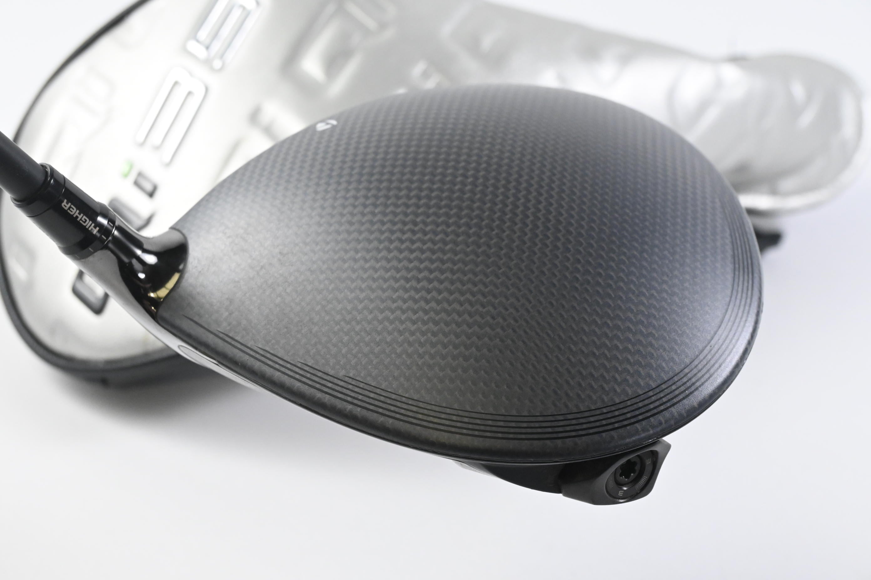 Taylormade Qi35 Driver / 10.5 Degree / Regular Flex Project X Cypher 2.0 50