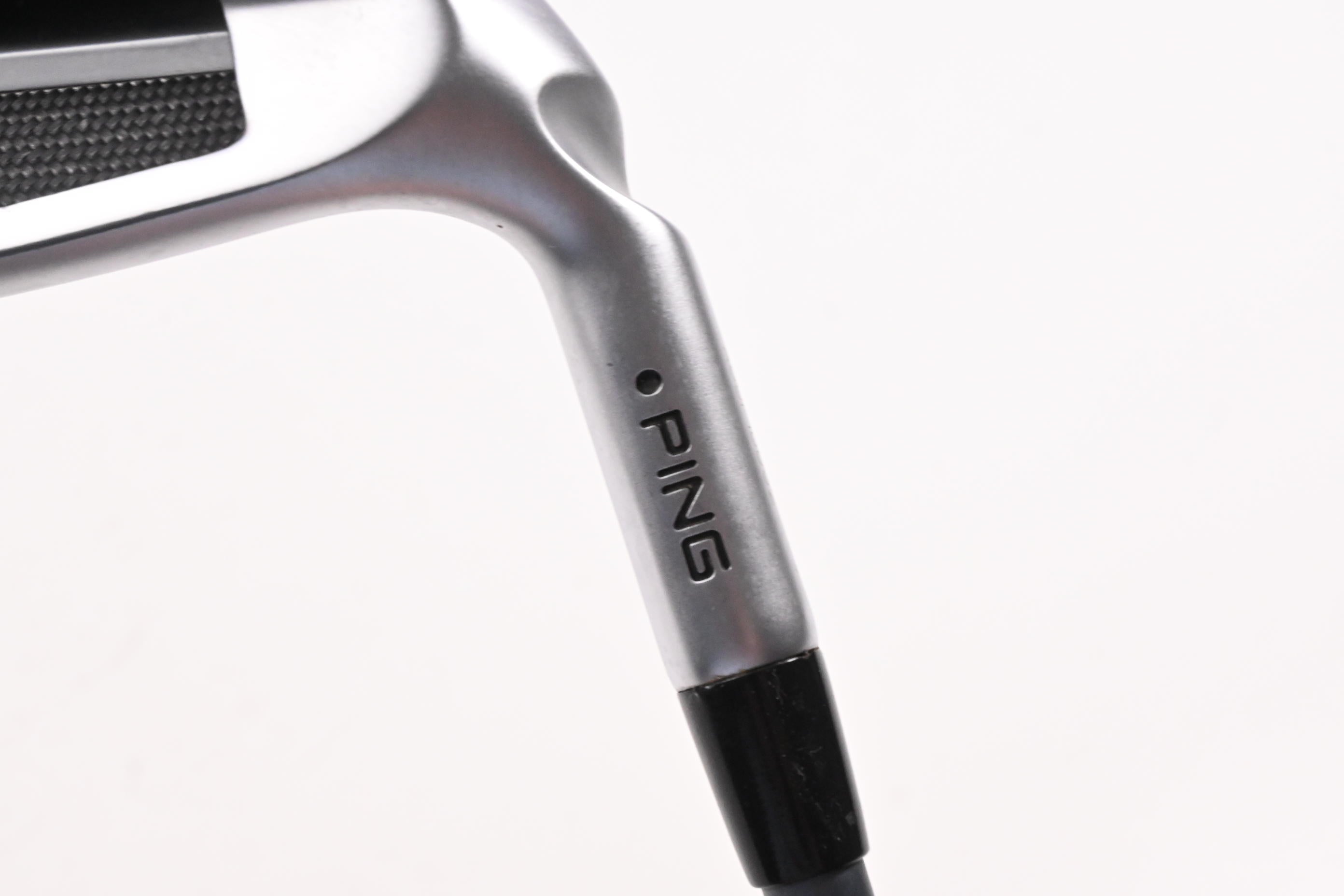 Ping ChipR / 38.5 Degree / Black Dot / Regular Flex Ping Alta CB