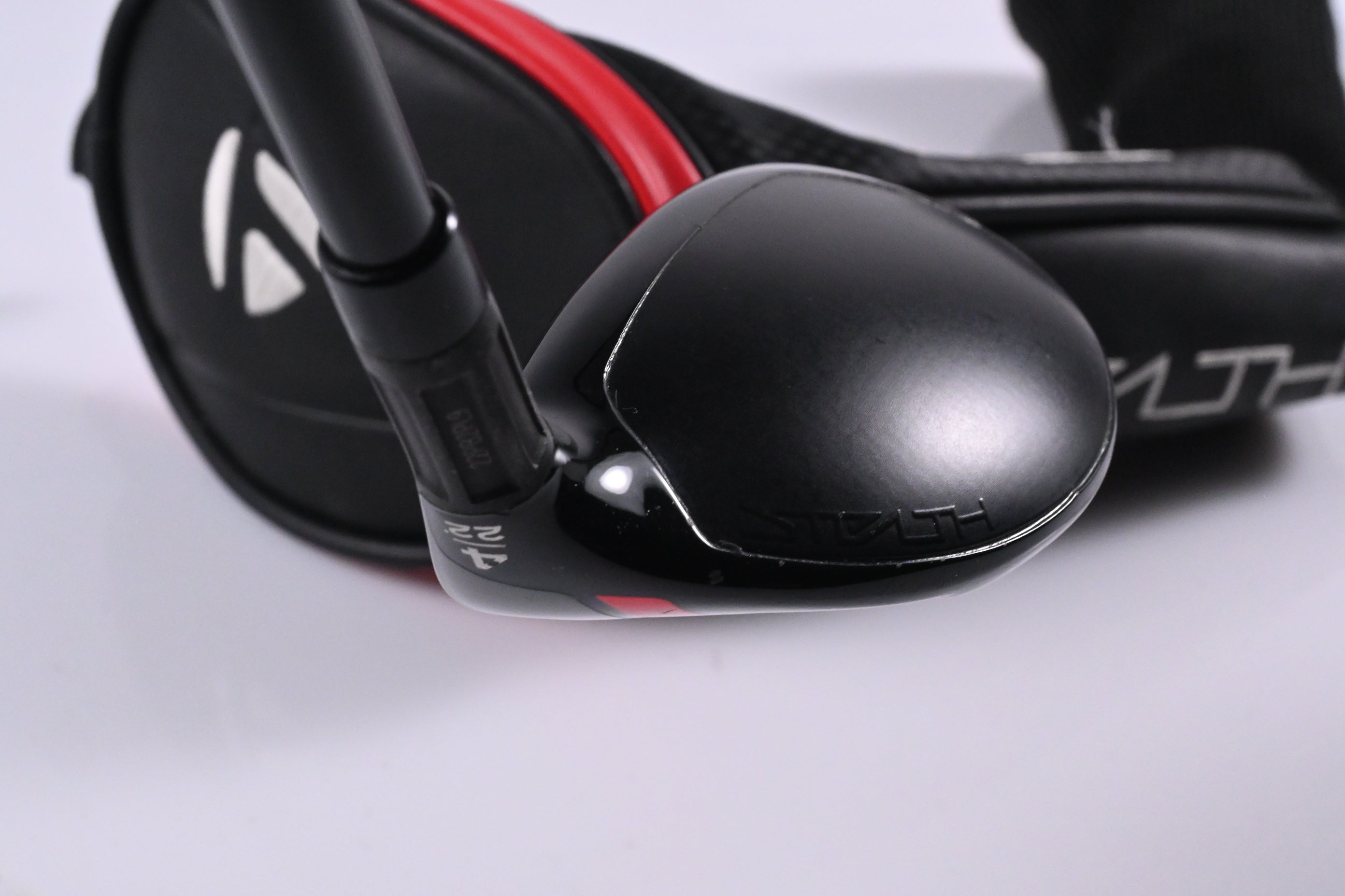 Taylormade Stealth #4 Hybrid / 22 Degree / Regular Flex Fujikura Ventus Red 6