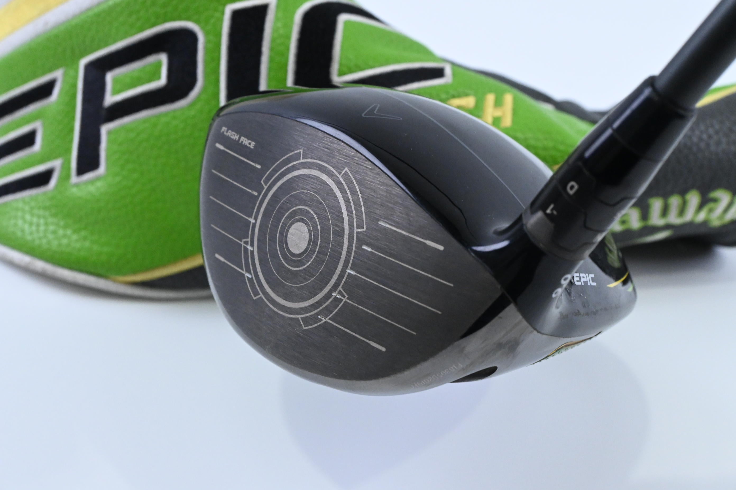 Callaway Epic Flash Driver / 9 Degree / Stiff Flex HZRDUS Smoke Black 60 Shaft