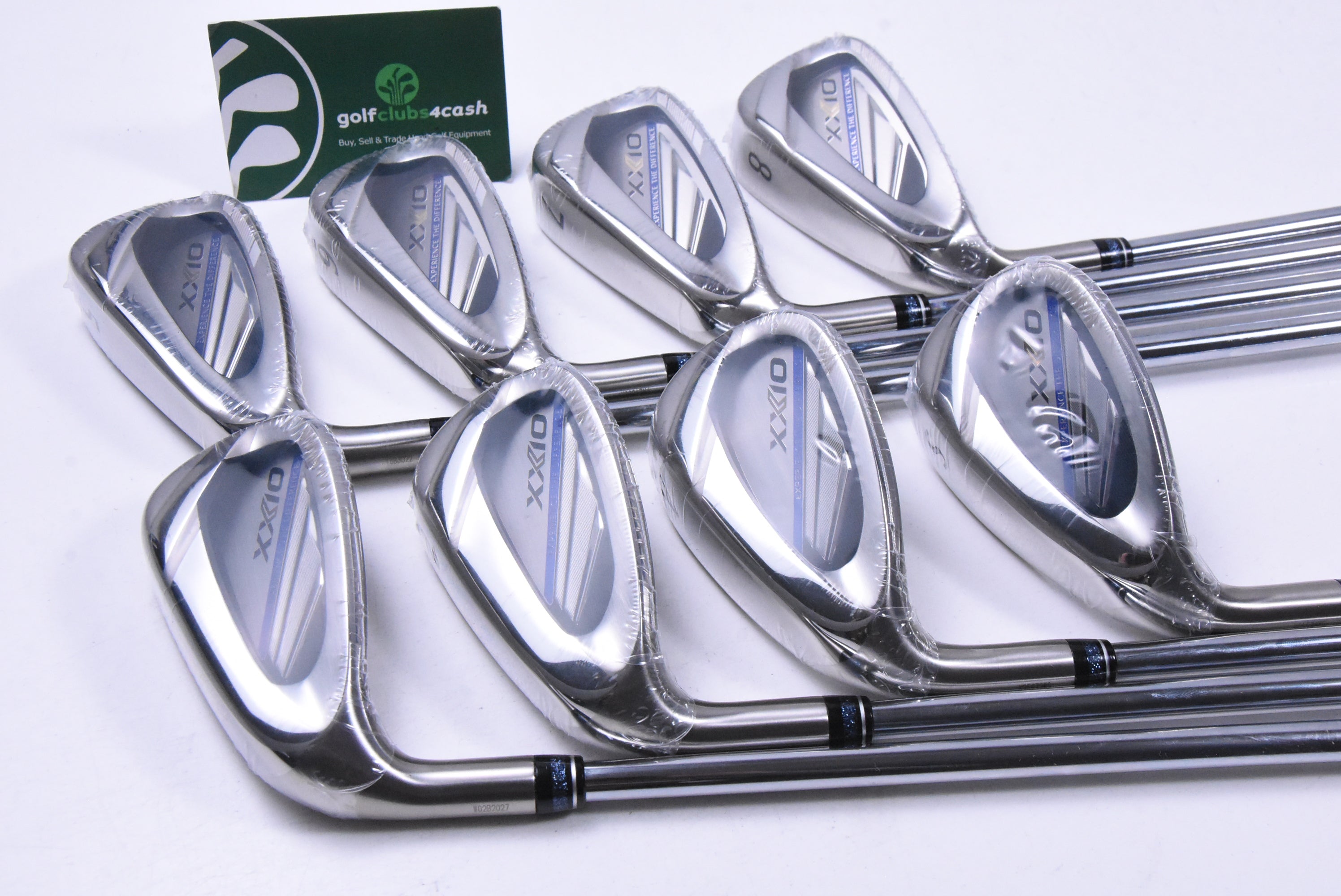 Left Hand XXIO 11 Irons / 5-PW+AW+SW / Regular Flex N.S.PRO 860GH D.S.T Shafts