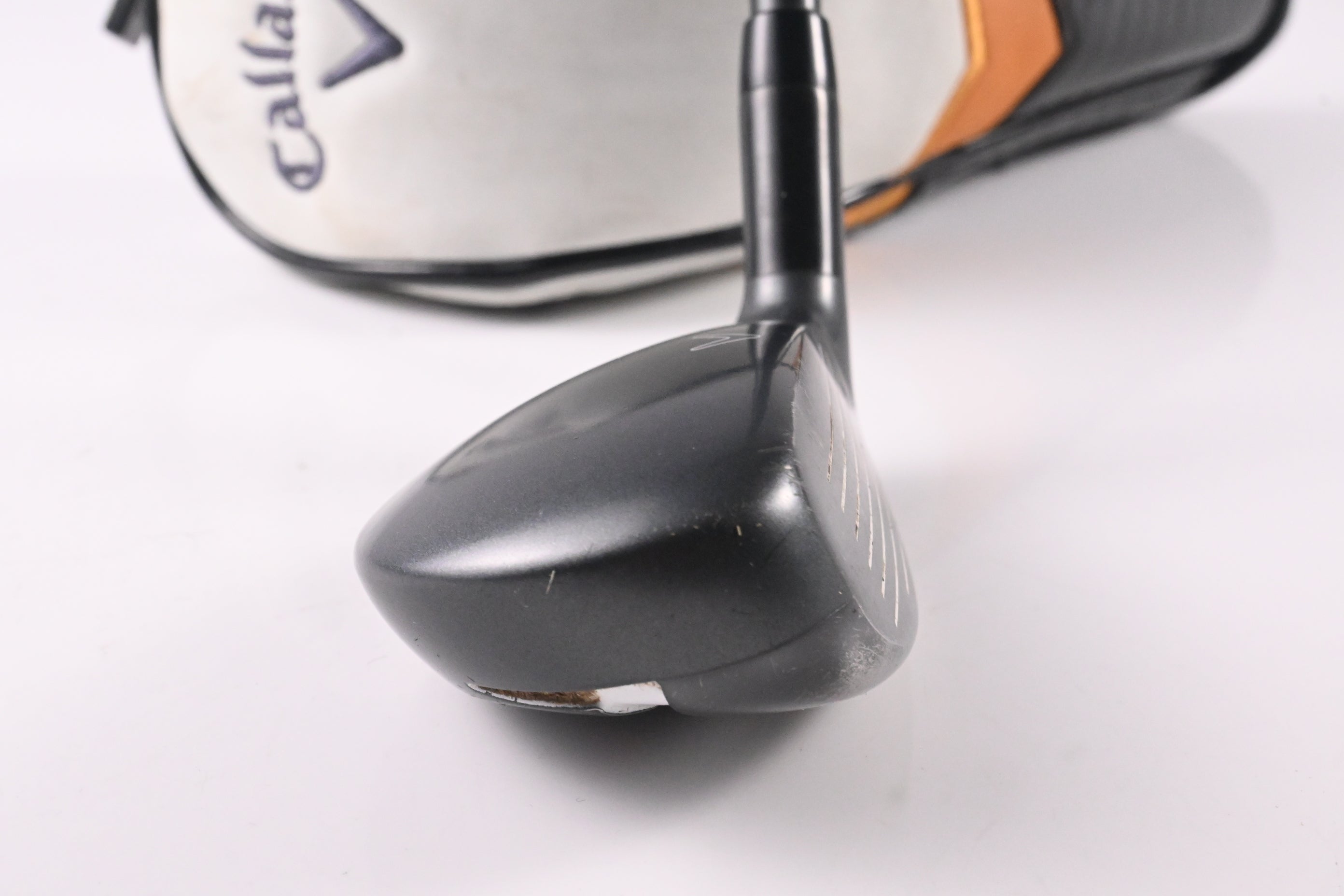 Callaway X2 Hot #4 Hybrid / 22 Degree / Regular Flex Aldila Tour Blue 60 Shaft