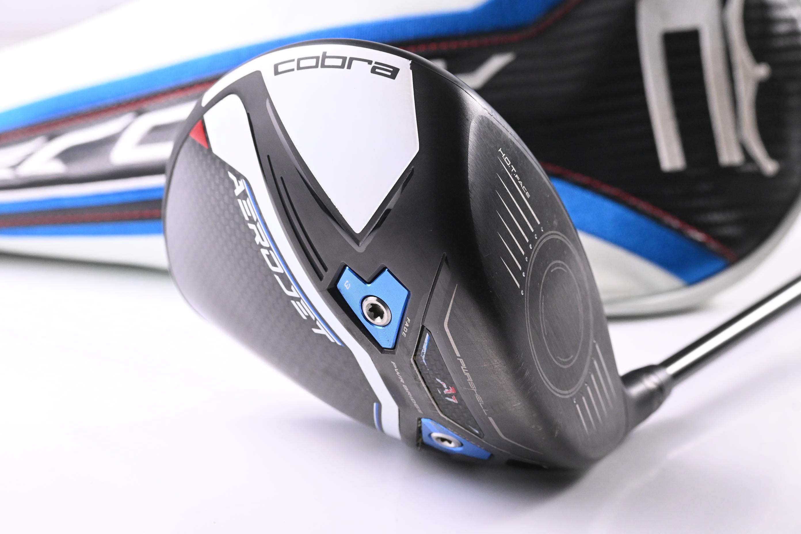 Cobra Aerojet LS Driver / 9 Degree / Regular Flex Kai'li Blue 60 Shaft