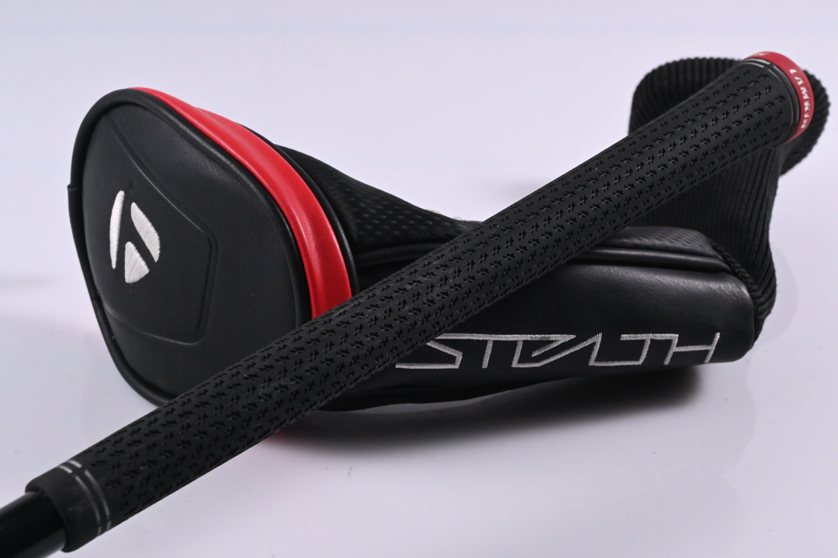 Taylormade Stealth #4 Hybrid / 22 Degree / Regular Flex Fujikura Ventus Red 6