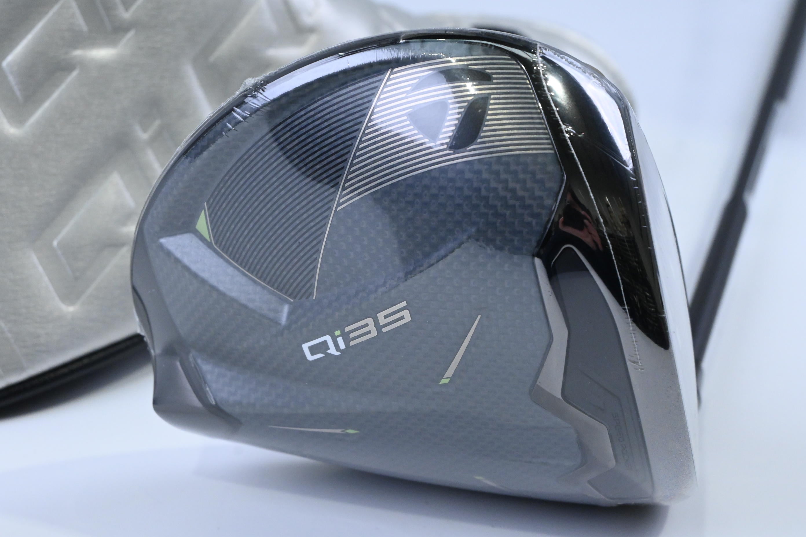 Taylormade Qi35 Max Driver / 9 Degree / Regular Flex Cypher Fifty Shaft