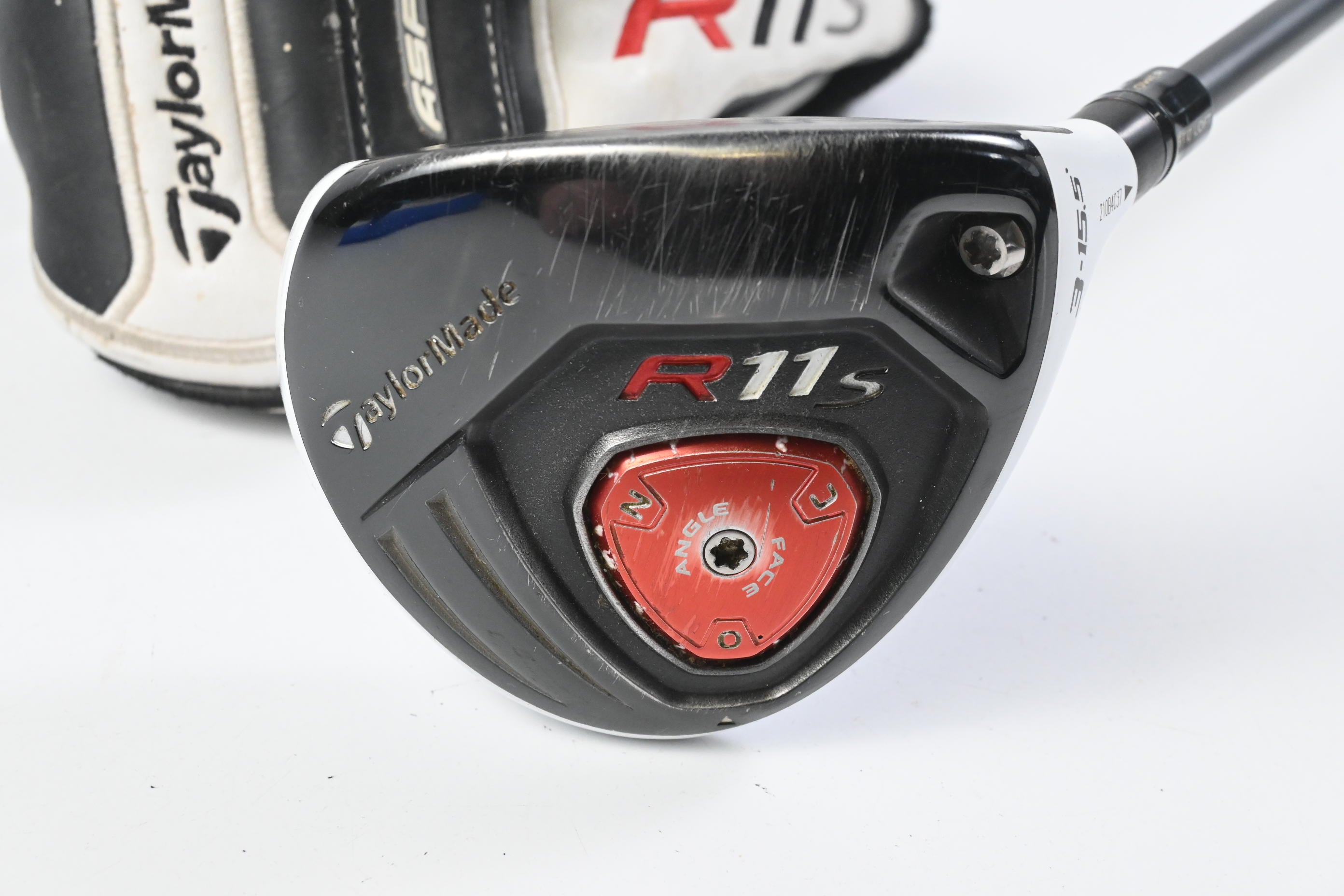 Taylormade R11S #3 Wood / 15.5 Degree / Stiff Flex Aldila RIP Phenom 80 Shaft