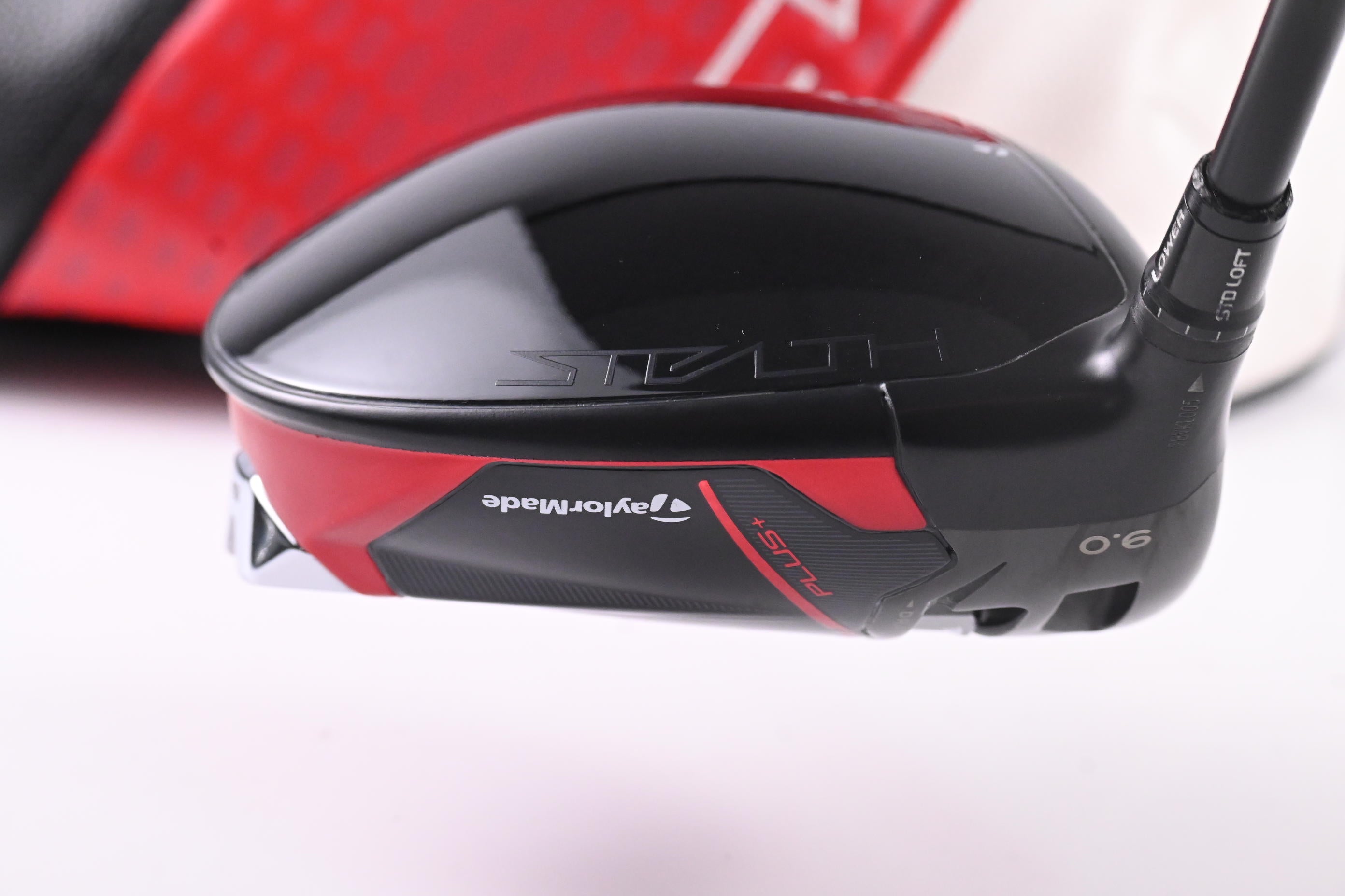Left Hand Taylormade Stealth 2 Plus Driver / 9 Degree / Regular Flex Helium 5
