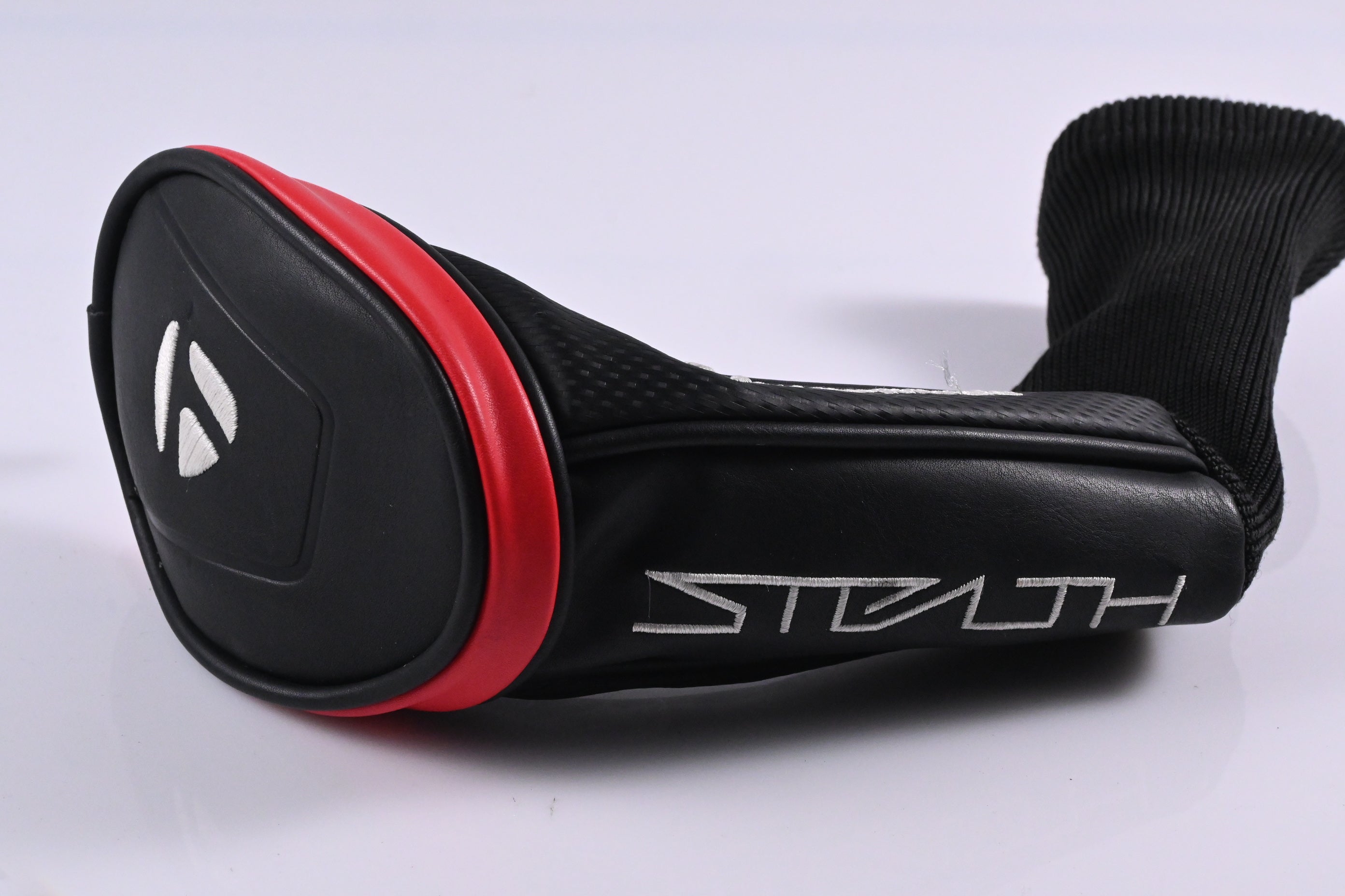 Taylormade Stealth #4 Hybrid / 22 Degree / Regular Flex Fujikura Ventus Red 6