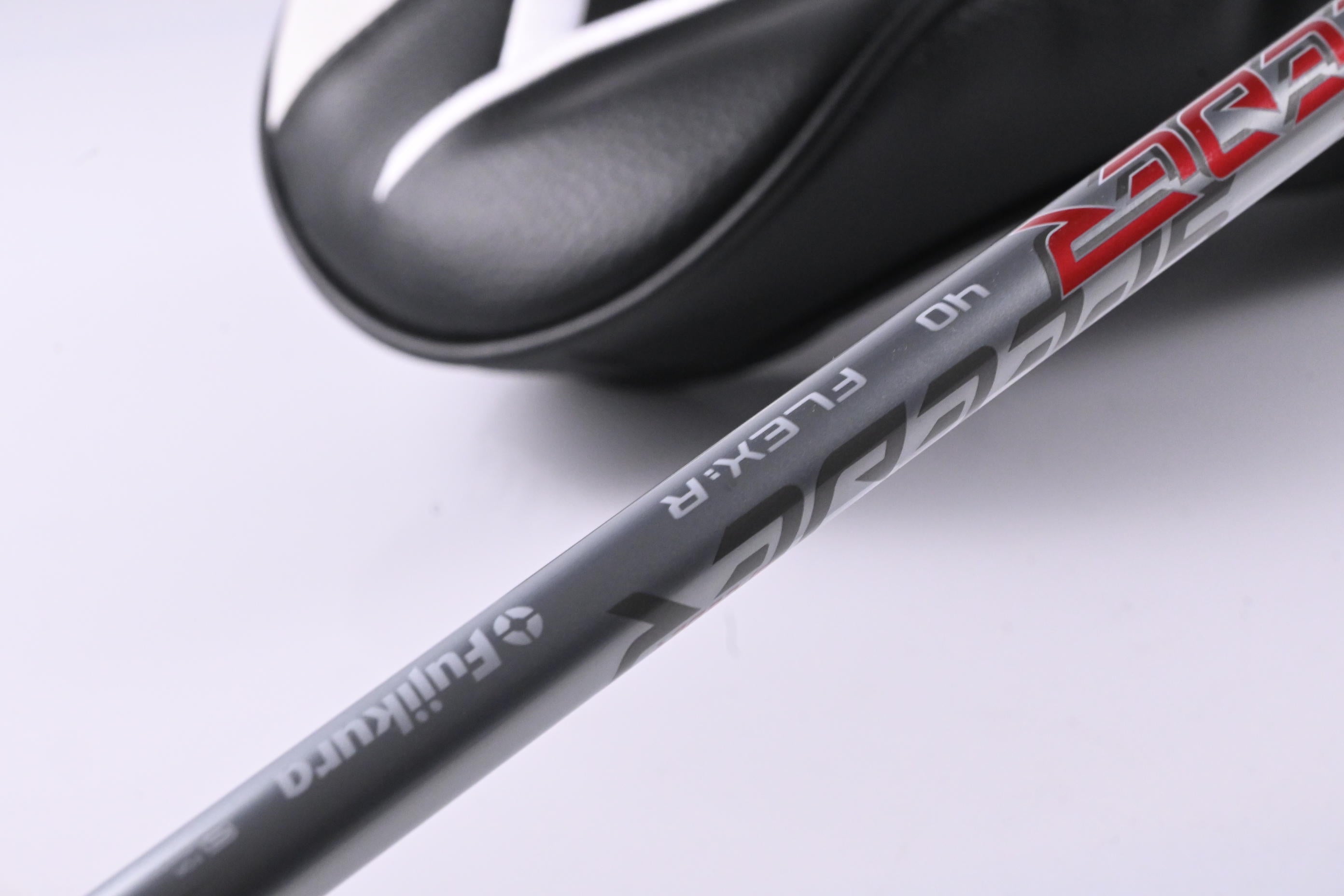 Titleist GT3 Driver / 10 Degree / Regular Flex Fujikura Air Speeder 40 Shaft