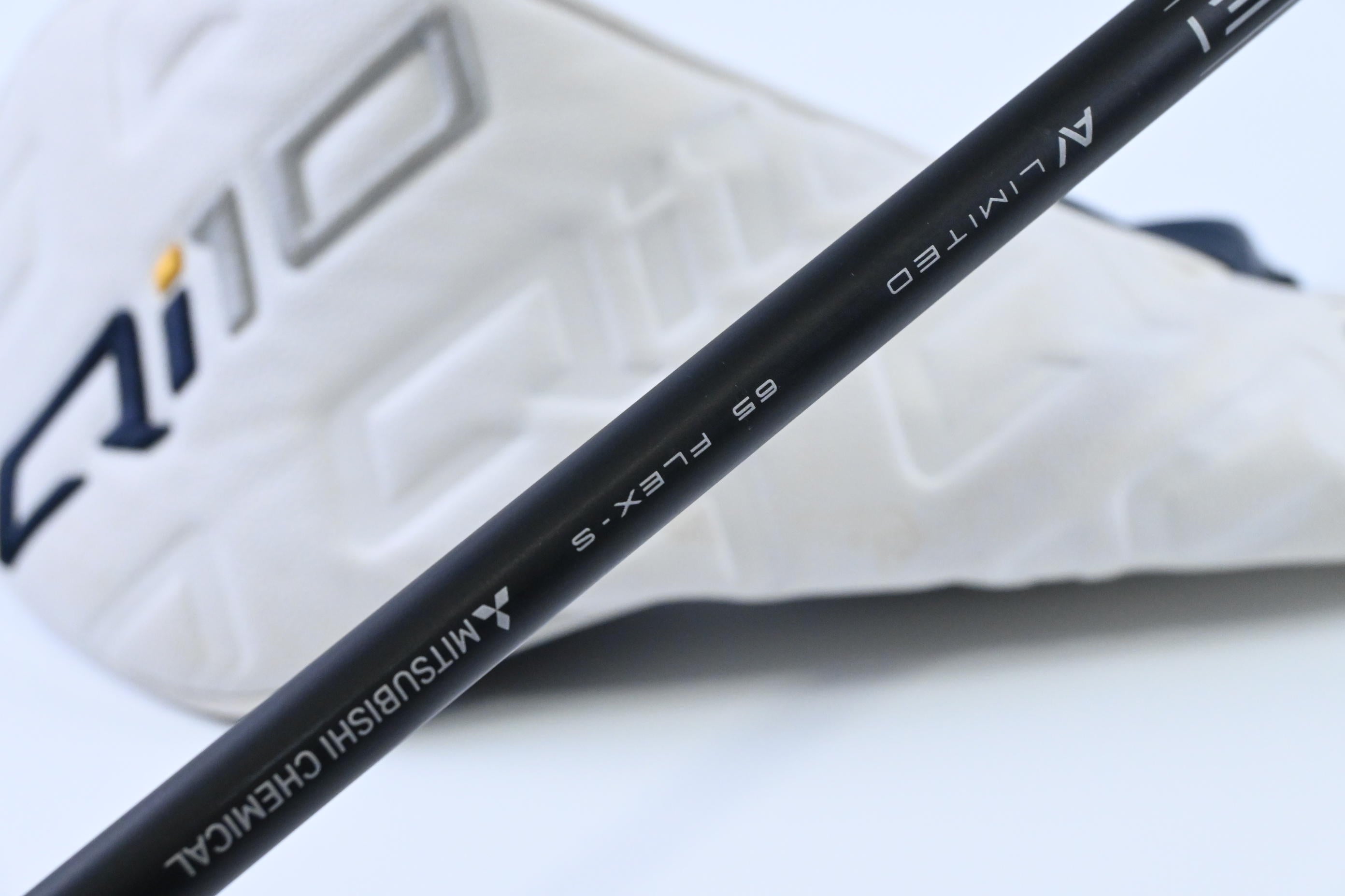 Taylormade Qi10 LS Driver / 9 Degree / Stiff Flex Tensei AV Limited Black 65