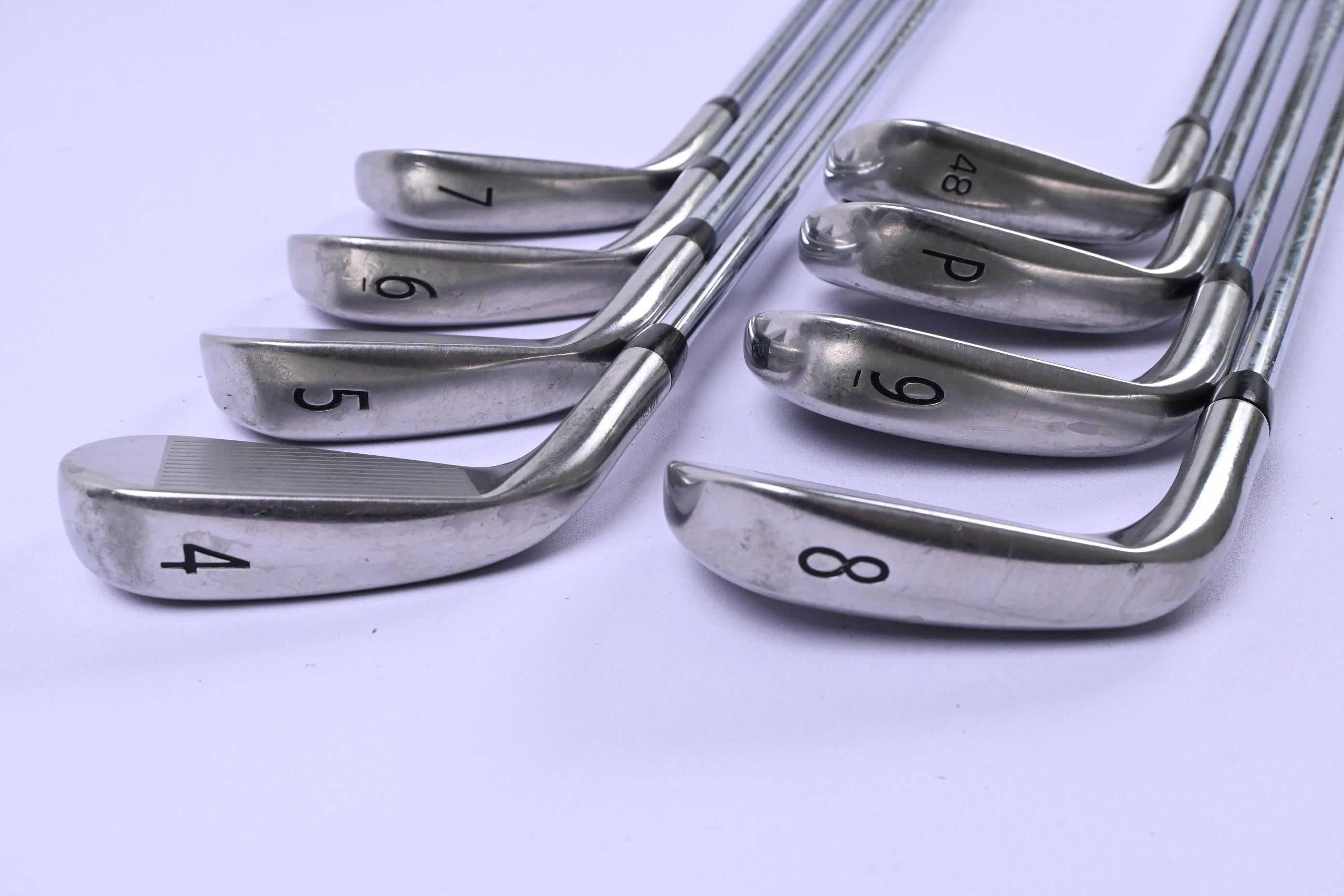 Titleist 718 AP1 Irons / 4-PW+GW / Regular Flex AMT Red Shafts