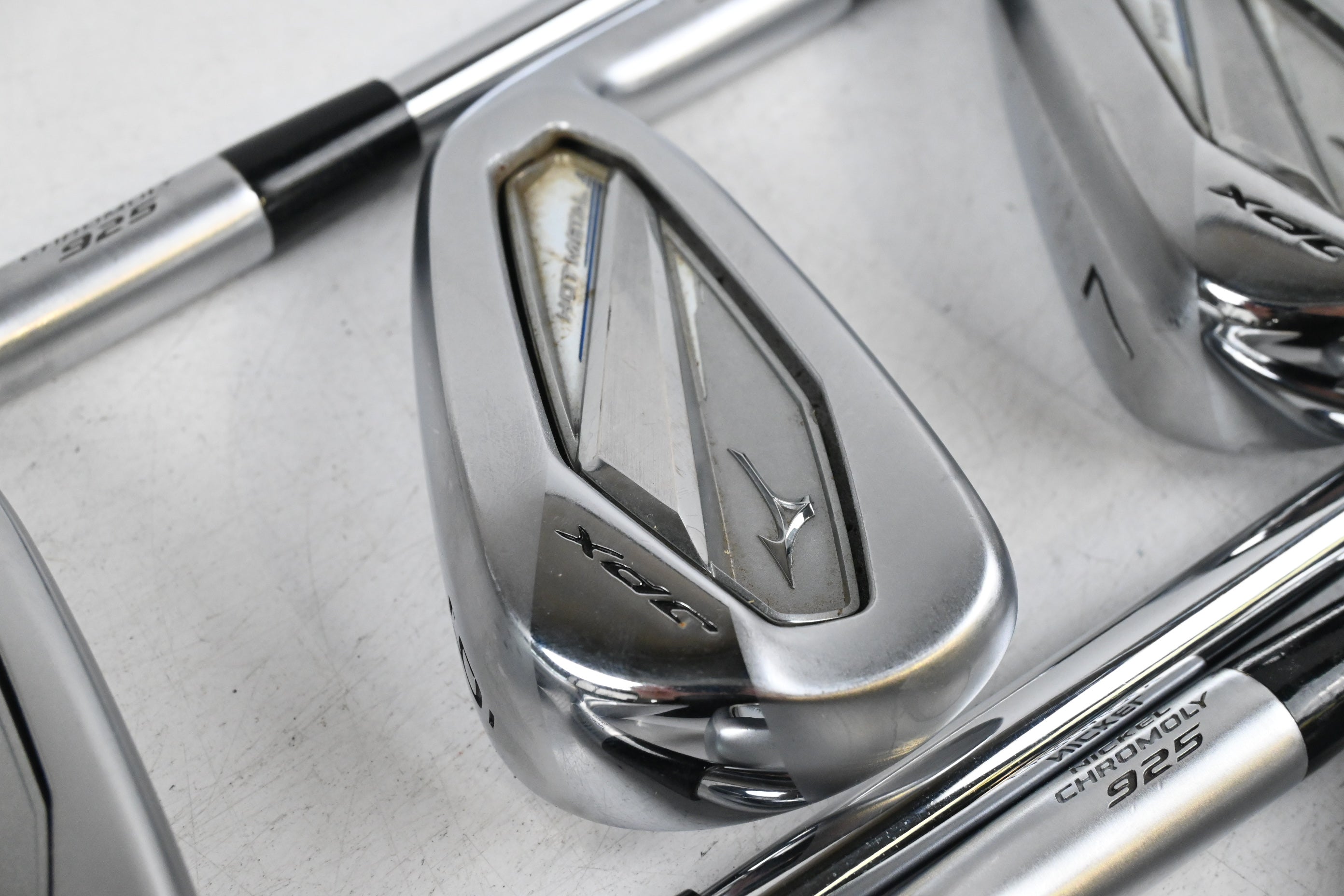 Mizuno JPX 925 Hot Metal Irons / 5-PW / Regular Flex N.S.Pro 950GH Neo Shafts