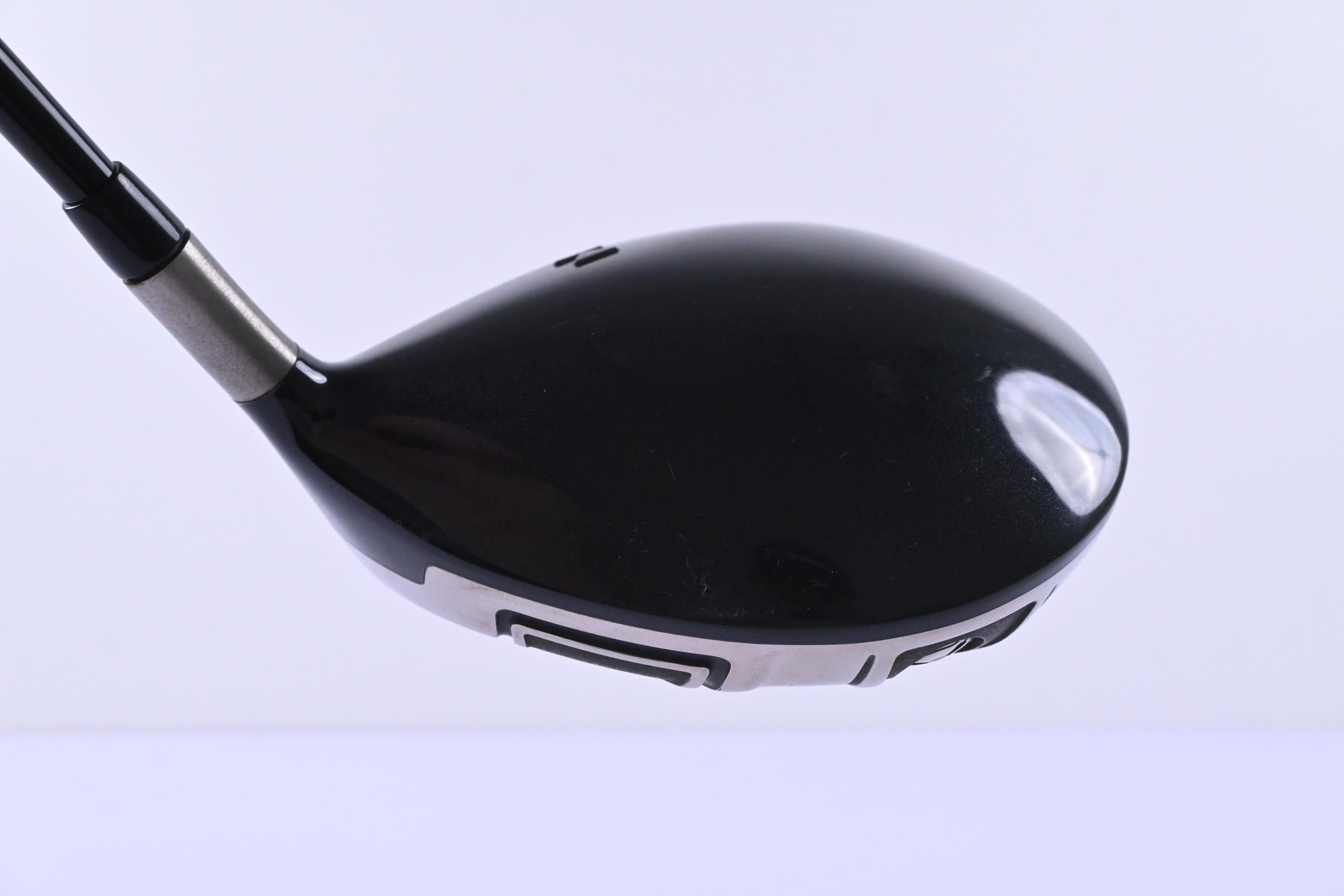 Titleist 909 D3 Driver / 9.5 Degree / Stiff Flex Aldila Voodoo Shaft