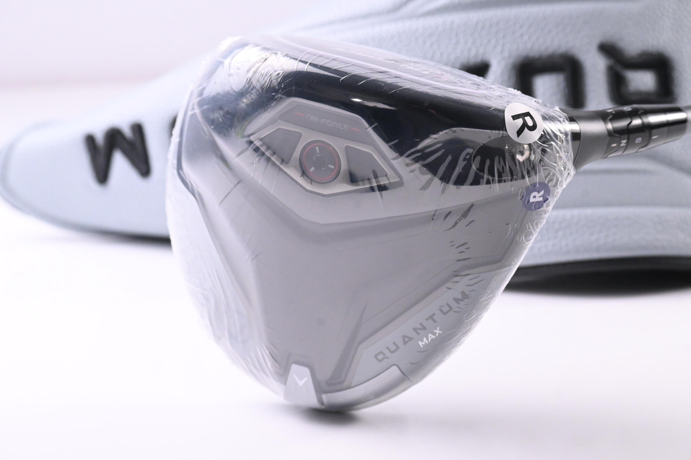 Callaway Quantum Max Driver / 10.5 Degree / Regular Flex Denali Frost Silver 50 Shaft