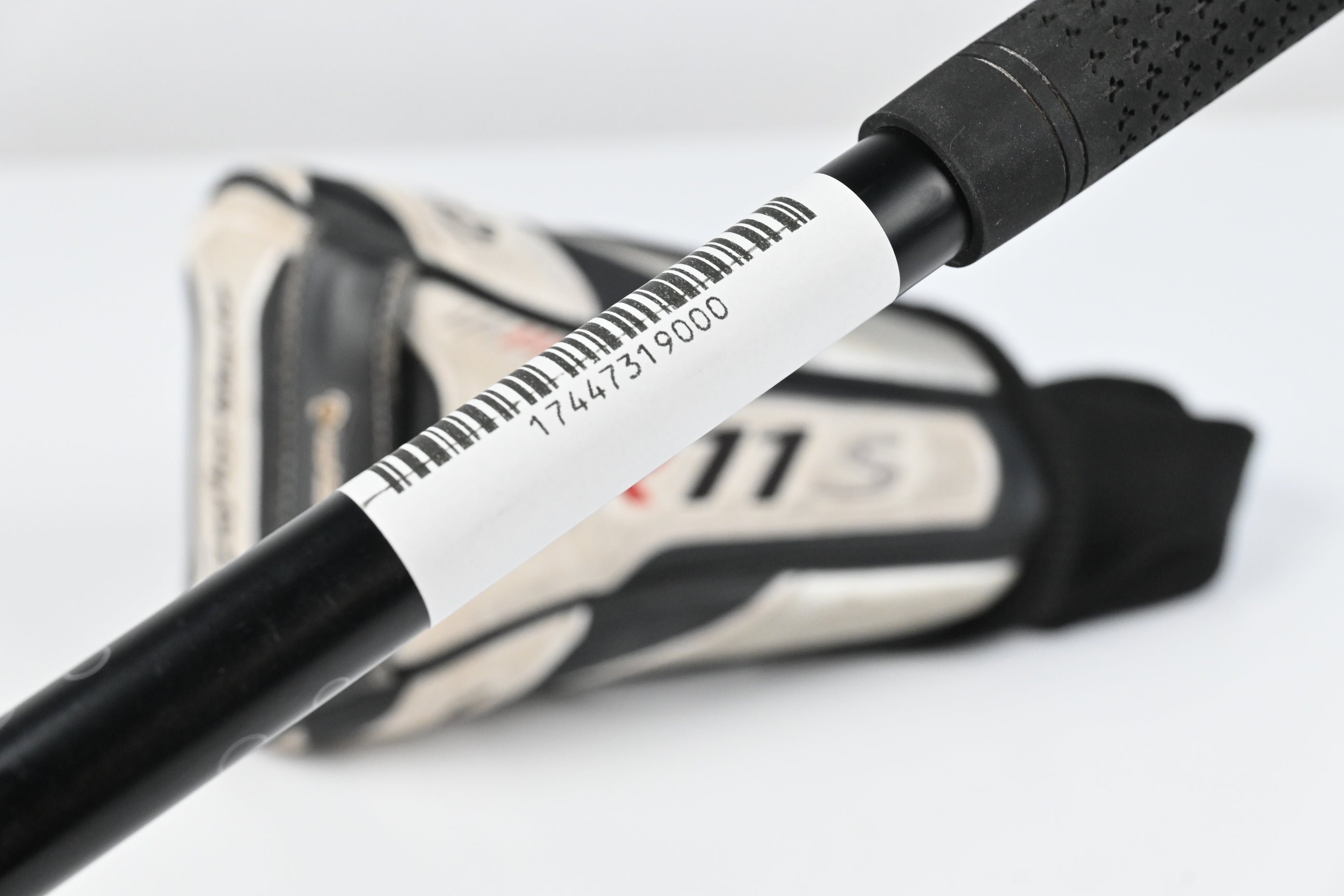 Taylormade R11S #5 Wood / 19 Degree / Stiff Flex SK Fiber Hypersonic Shaft