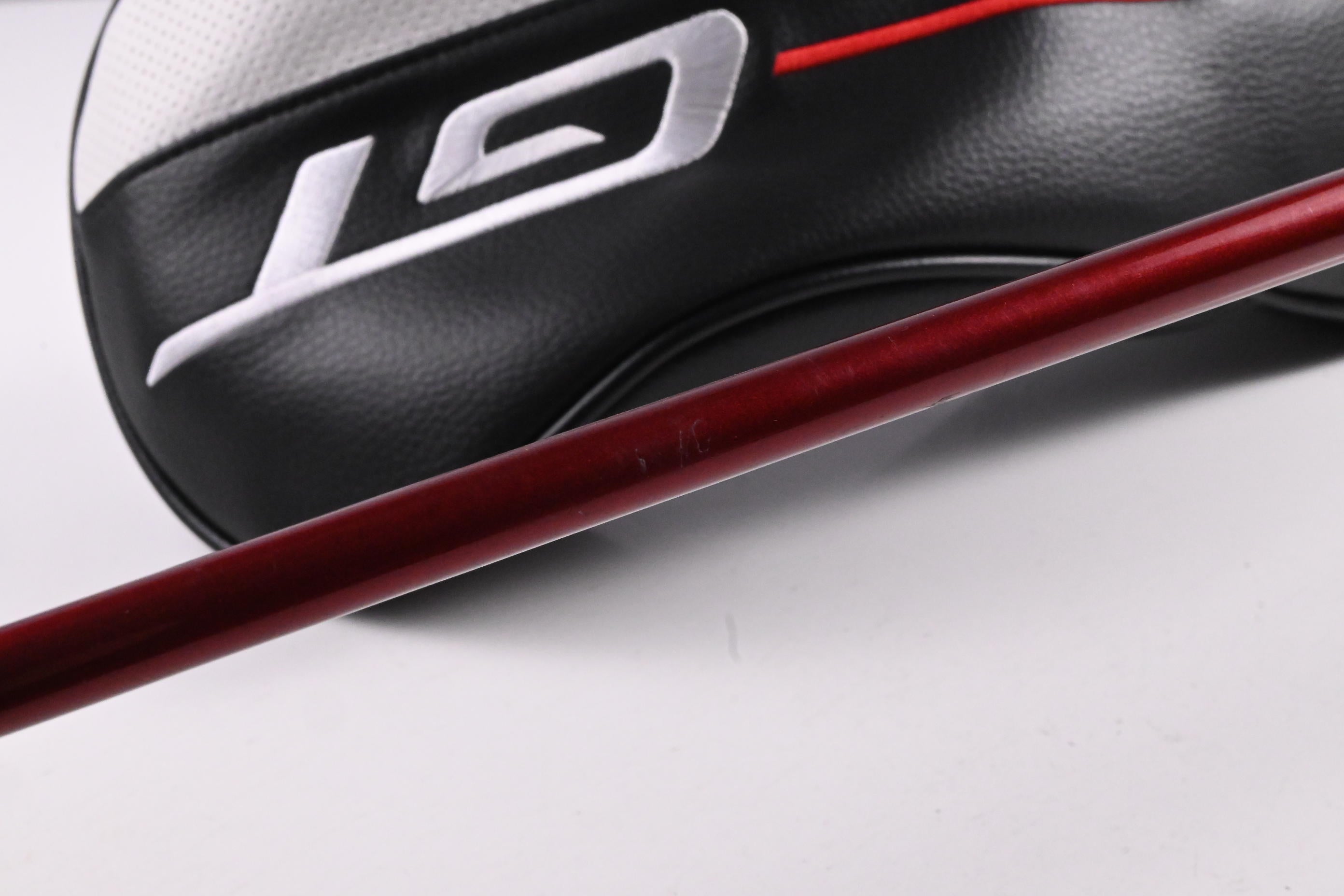 Titleist GT2 Driver / 10 Degree / Regular Flex Denali Red 50 Shaft