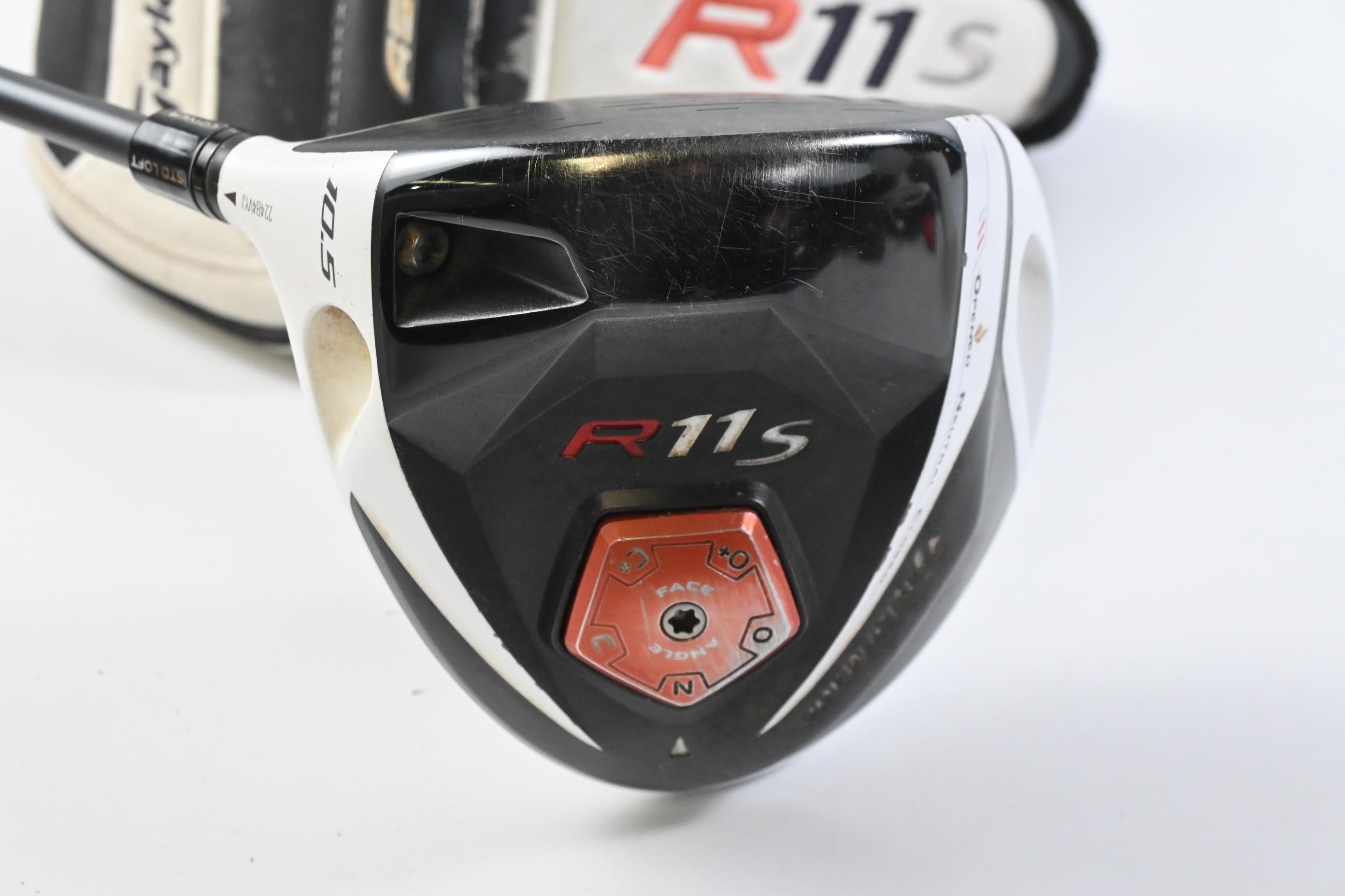 Left Hand Taylormade R11S Driver / 10.5 Degree / Regular Flex Aldila RIP Phenom