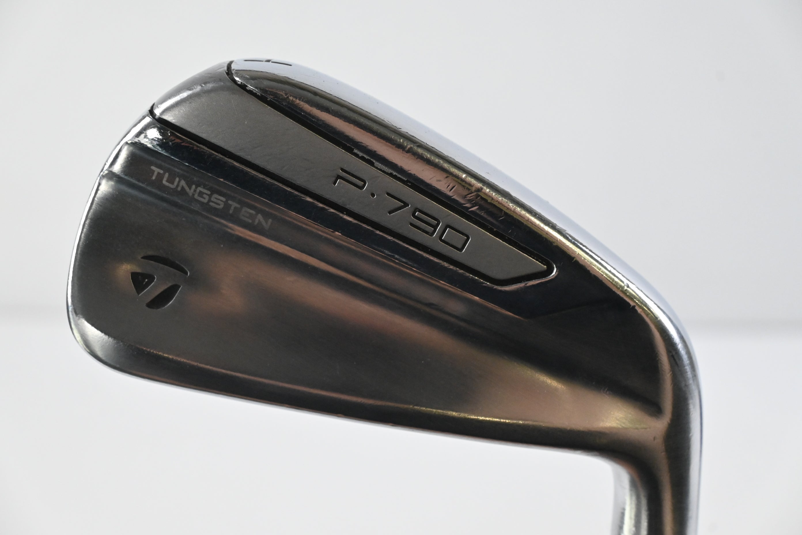 Taylormade P790 2019 #4 Iron / 21 Degree / Stiff Flex Dynamic Gold 105 S300
