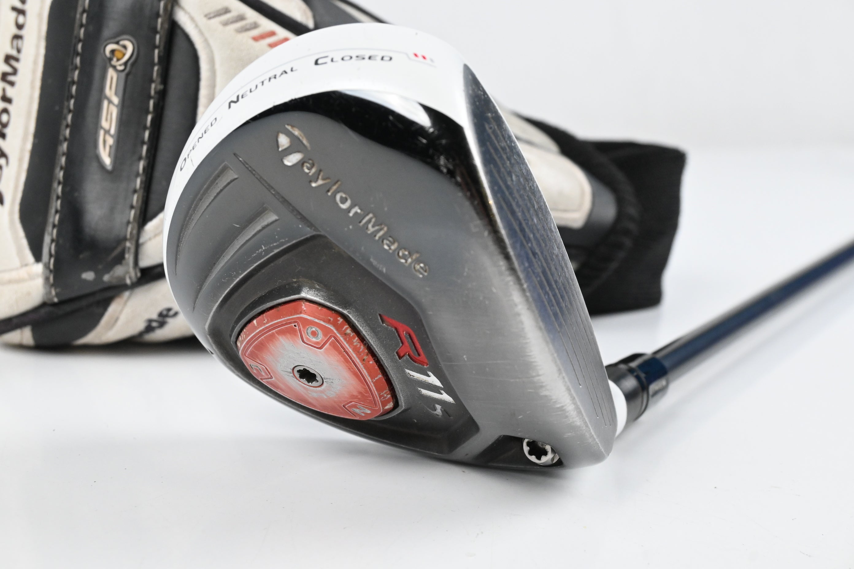 Taylormade R11S #3 Wood / 15.5 Degree / Stiff Flex Aldila RIP Phenom 70 Shaft