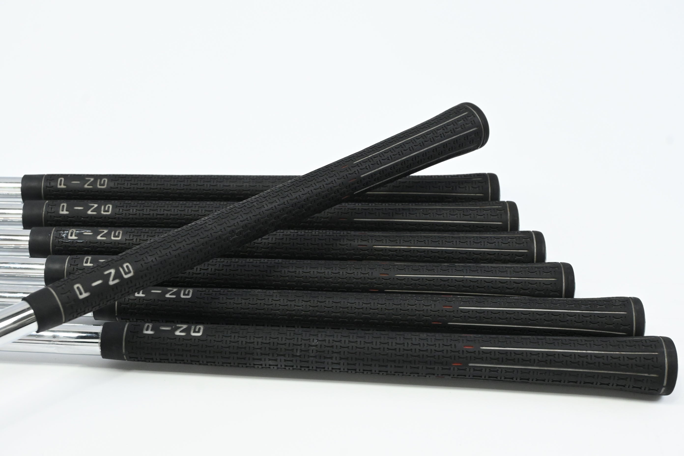 Ping i15 Irons / 4-PW / White Dot / Regular Flex Ping AWT Shafts