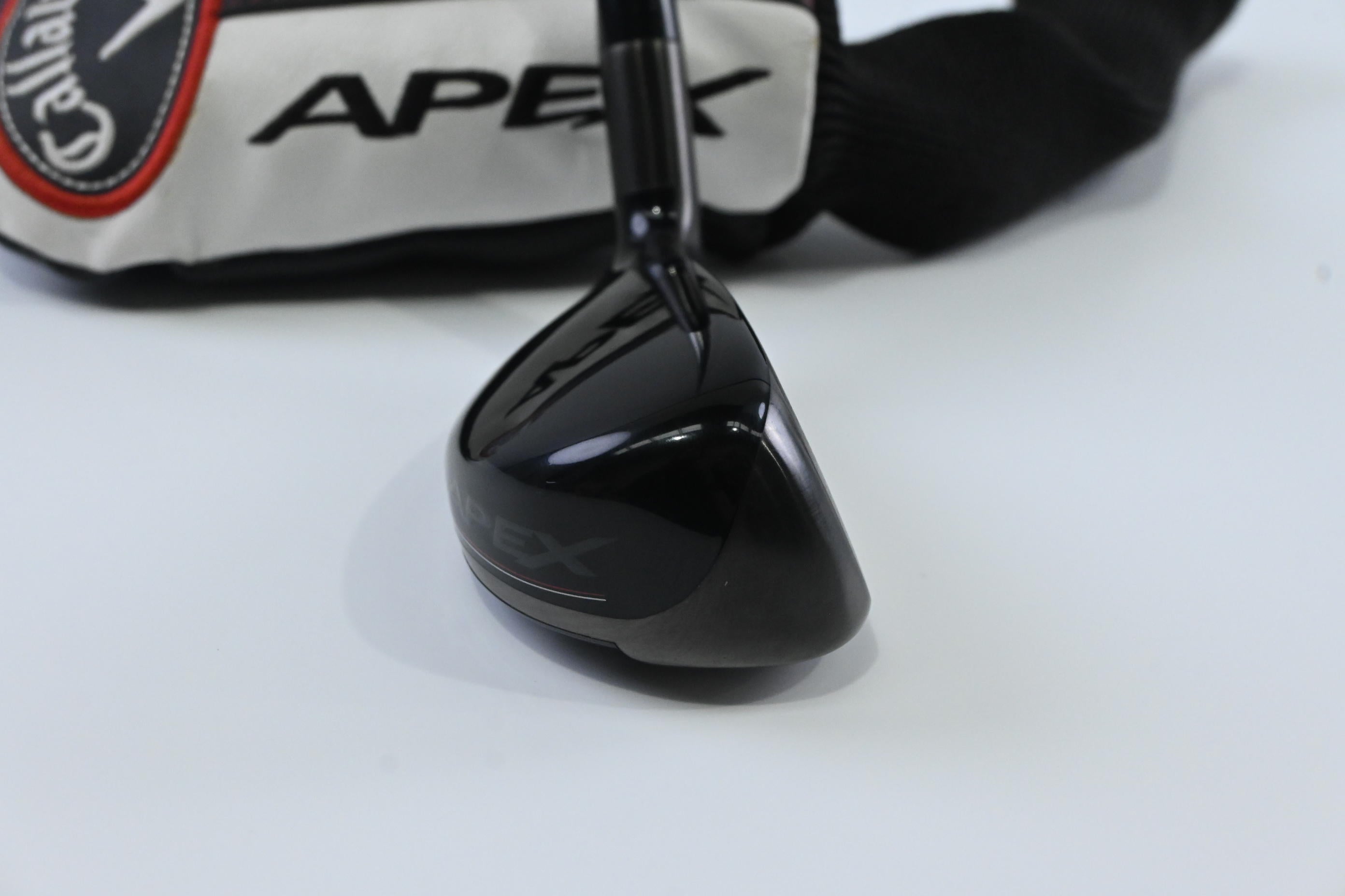 Callaway Apex 2019 #4 Hybrid / 23 Degree / Regular Flex Catalyst 70 Shaft