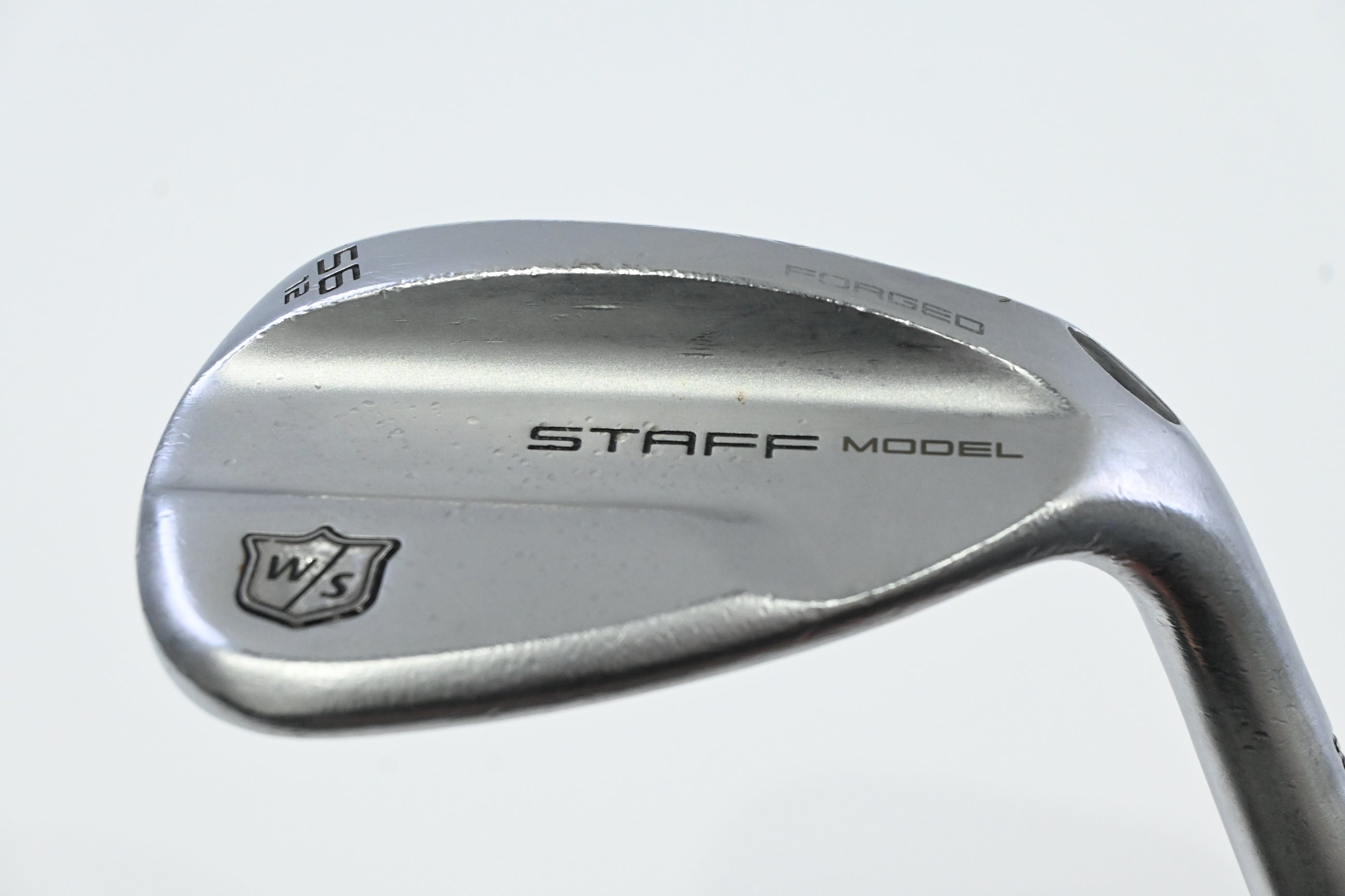 Wilson Staff Model Sand Wedge / 56 Degree / Stiff Flex Dynamic Gold 120 S300