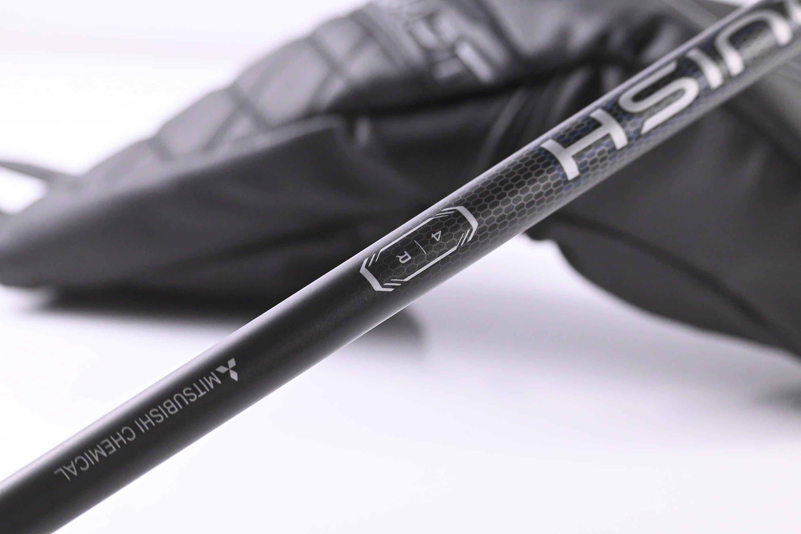 Cobra DS-Adapt LS Driver / 10.5 Degree / Regular Flex Vanquish 4 Shaft
