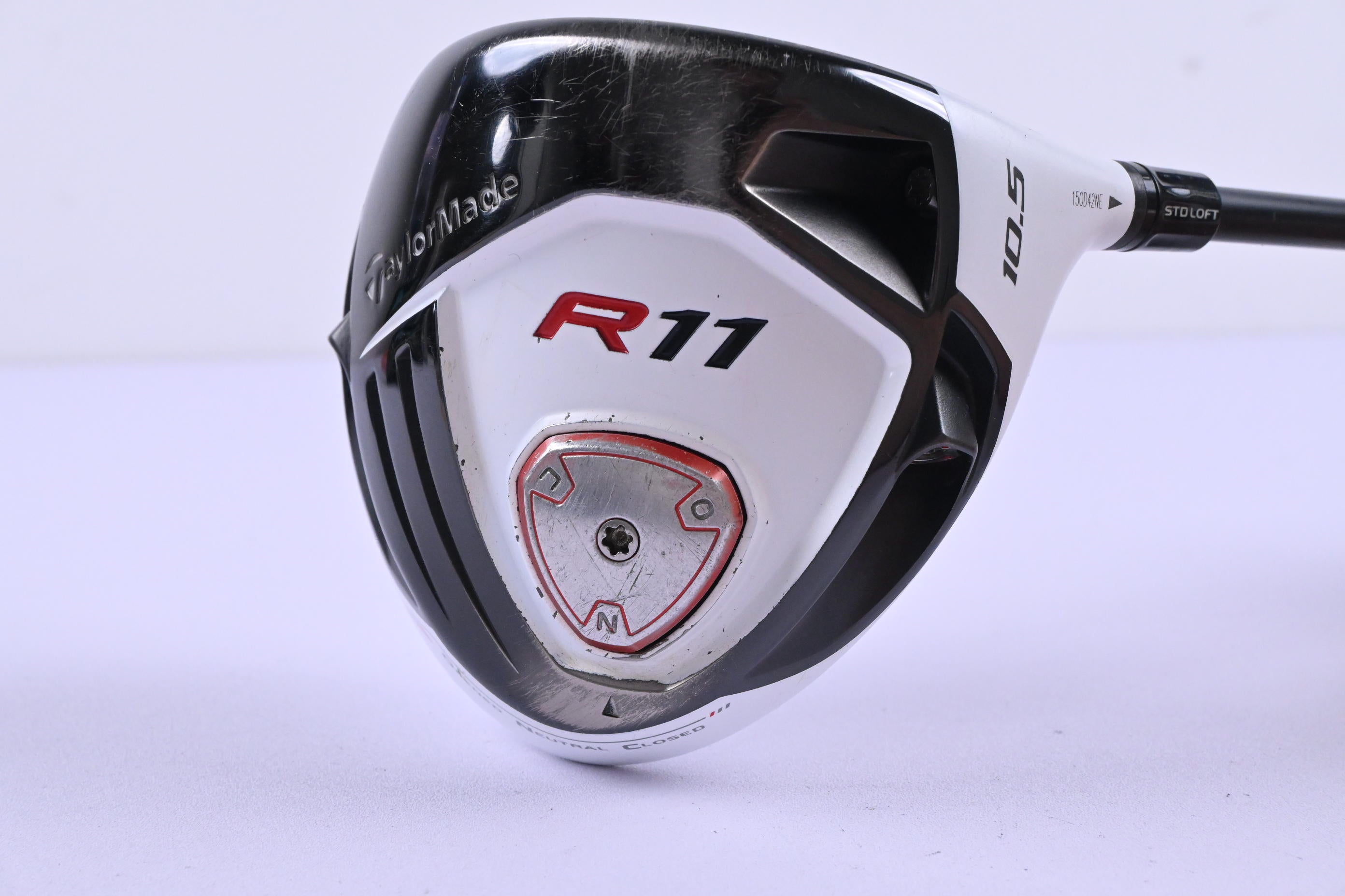 Taylormade R11 Driver / 10.5 Degree / Stiff Flex Fujikura Blur R11 60 Shaft
