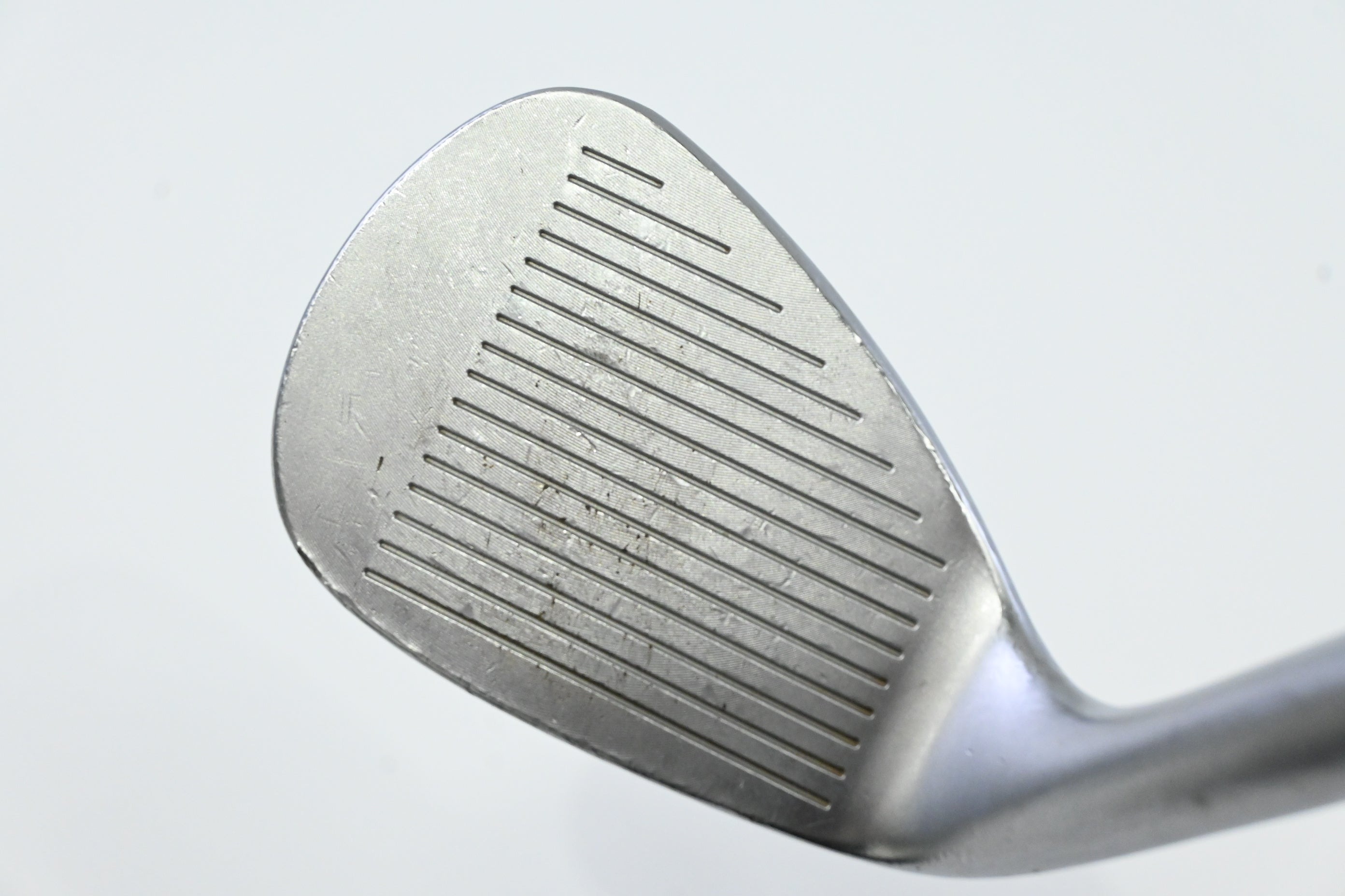 Wilson Staff Model Sand Wedge / 56 Degree / Stiff Flex Dynamic Gold 120 S300