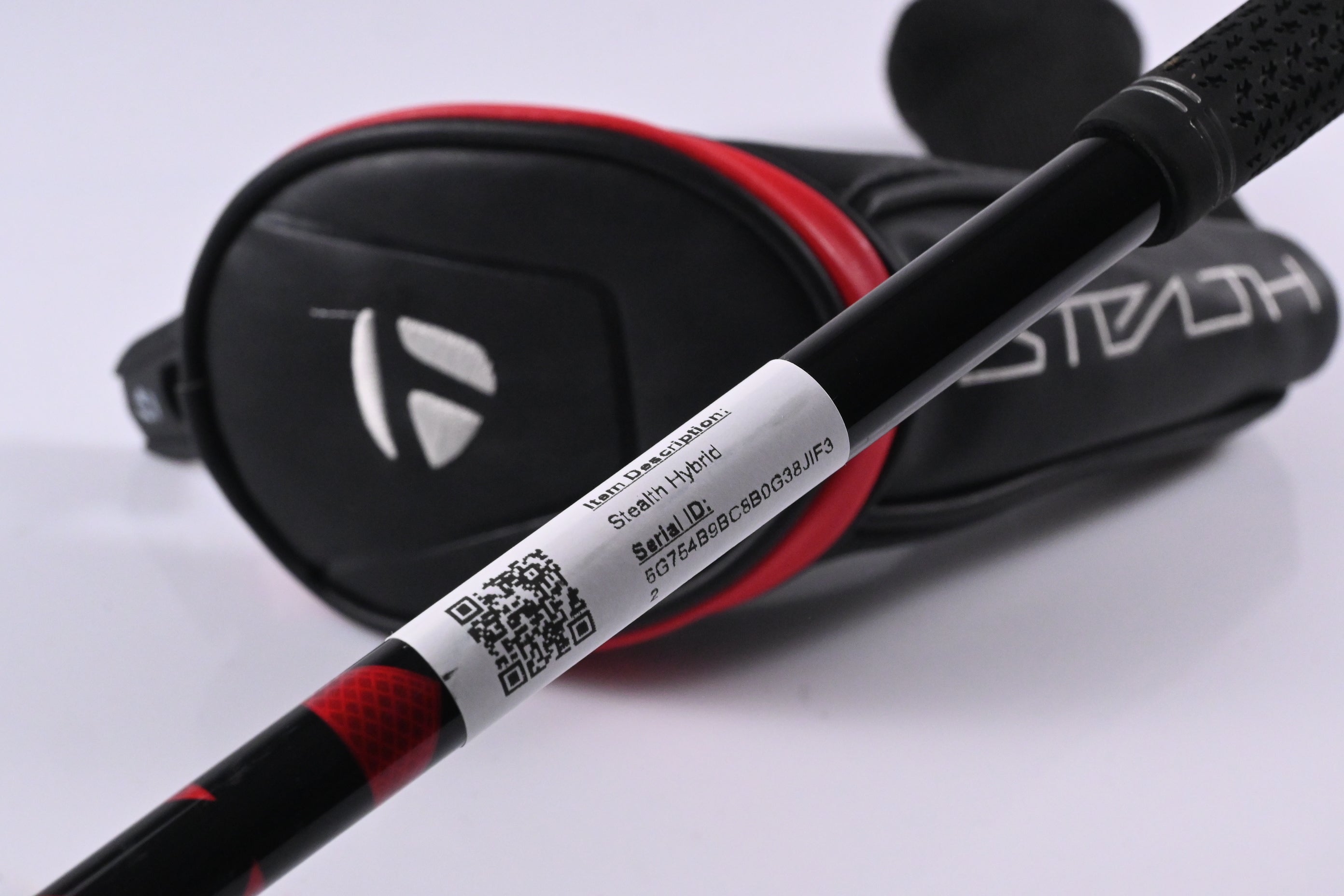 Taylormade Stealth #4 Hybrid / 22 Degree / Regular Flex Fujikura Ventus Red 6