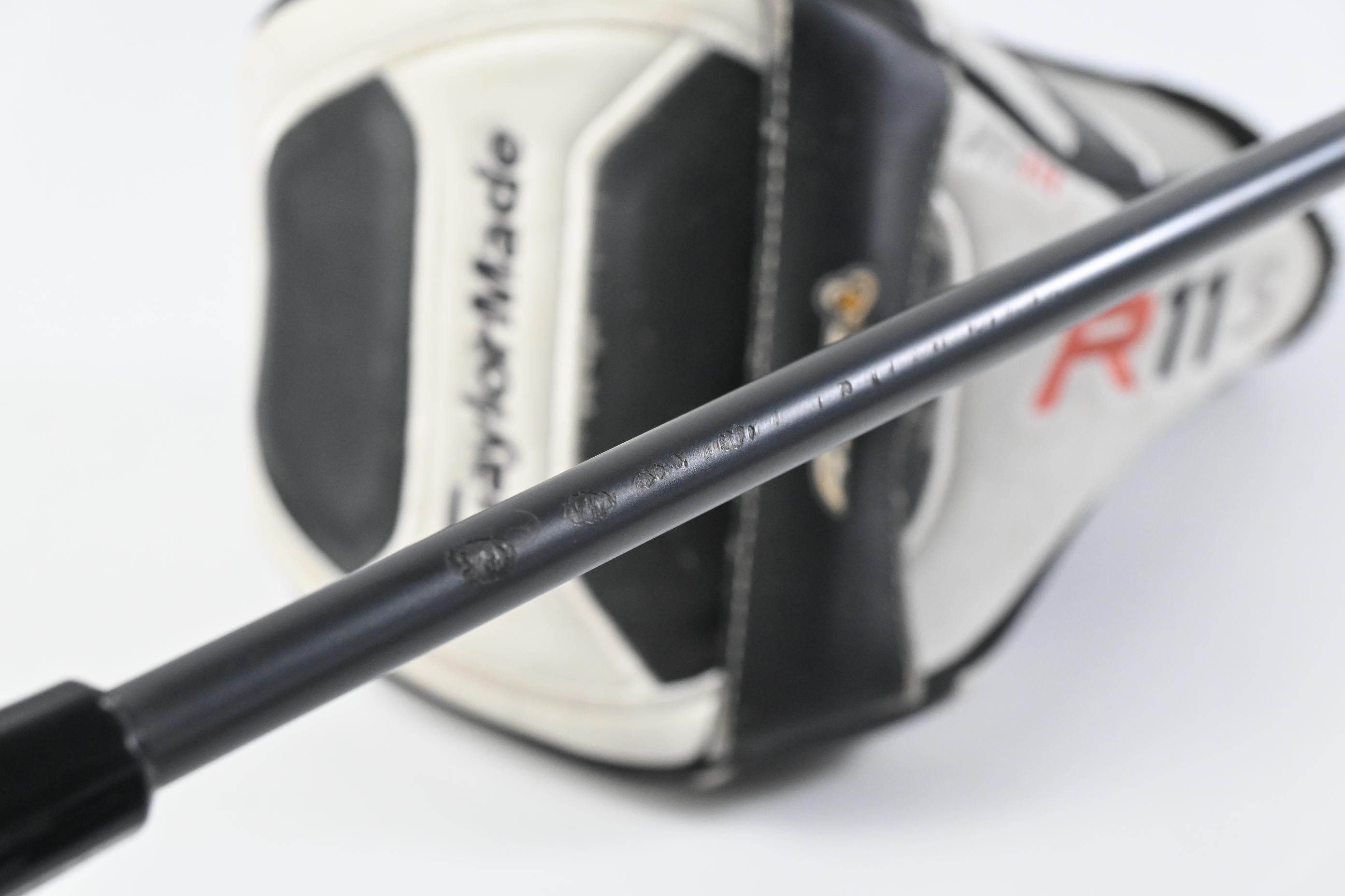 Left Hand Taylormade R11S Driver / 10.5 Degree / Regular Flex Aldila RIP Phenom
