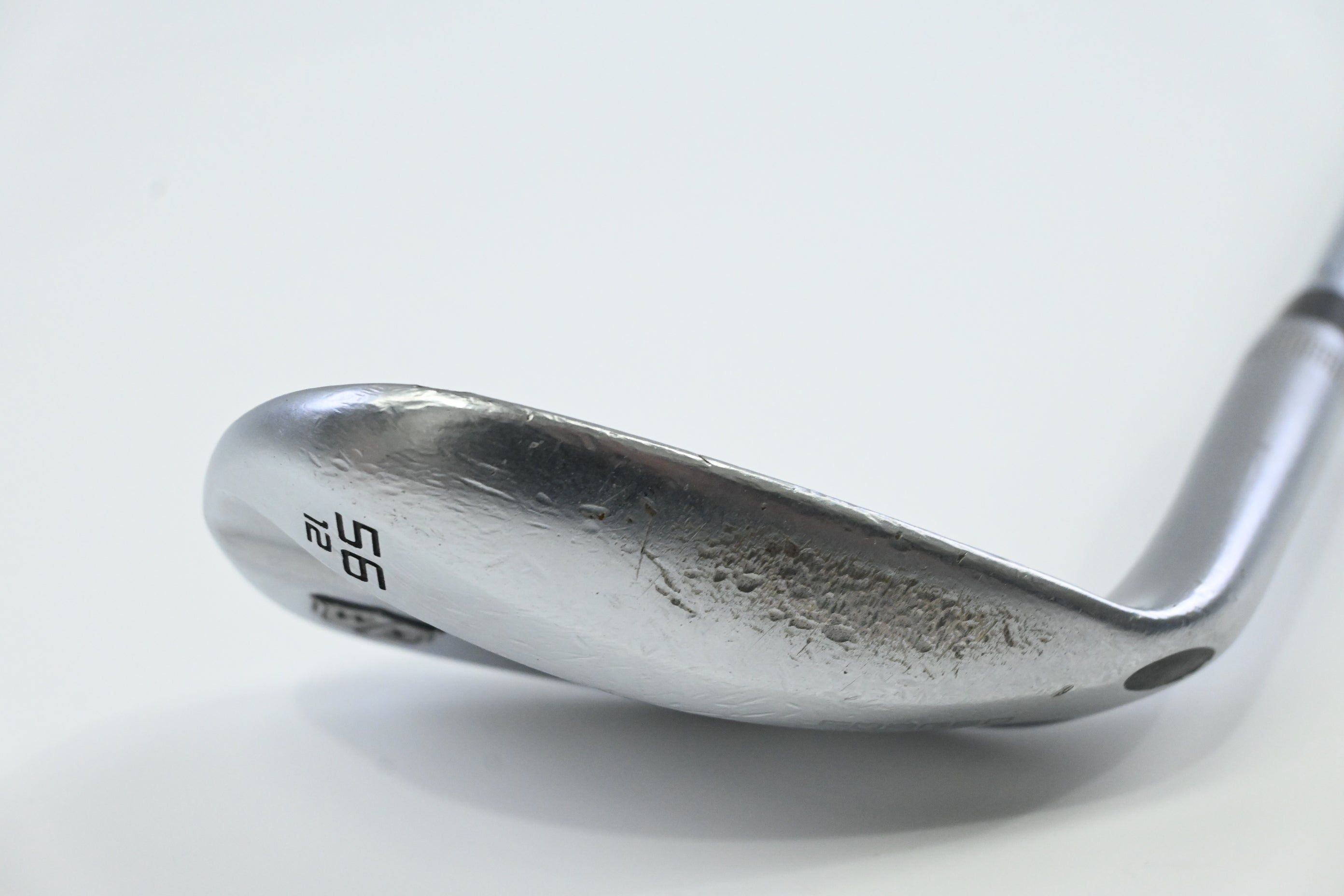 Wilson Staff Model Sand Wedge / 56 Degree / Stiff Flex Dynamic Gold 120 S300
