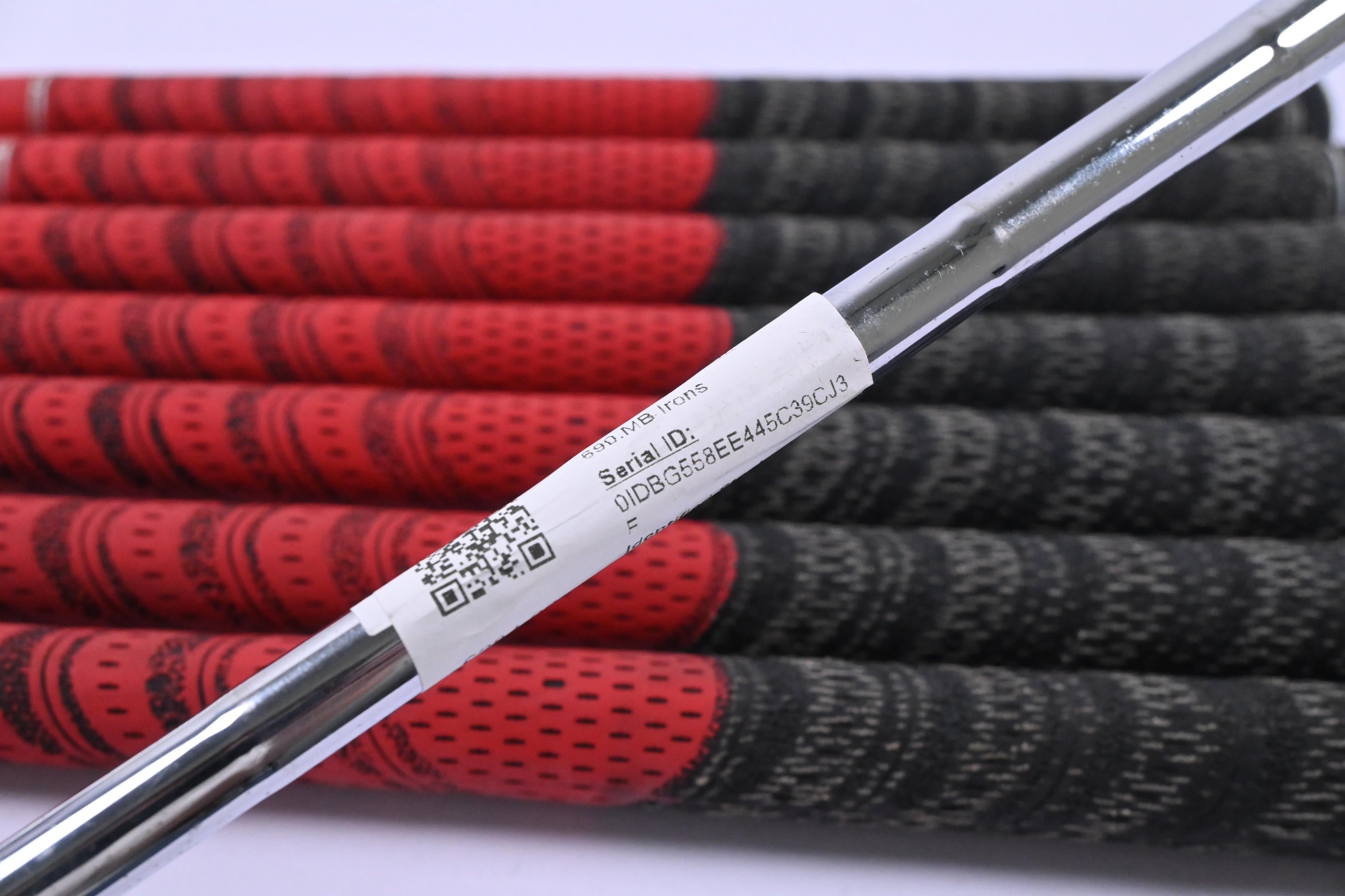 Titleist 690.MB Irons / 3-PW / Stiff Flex Dynamic Gold S300 Shafts