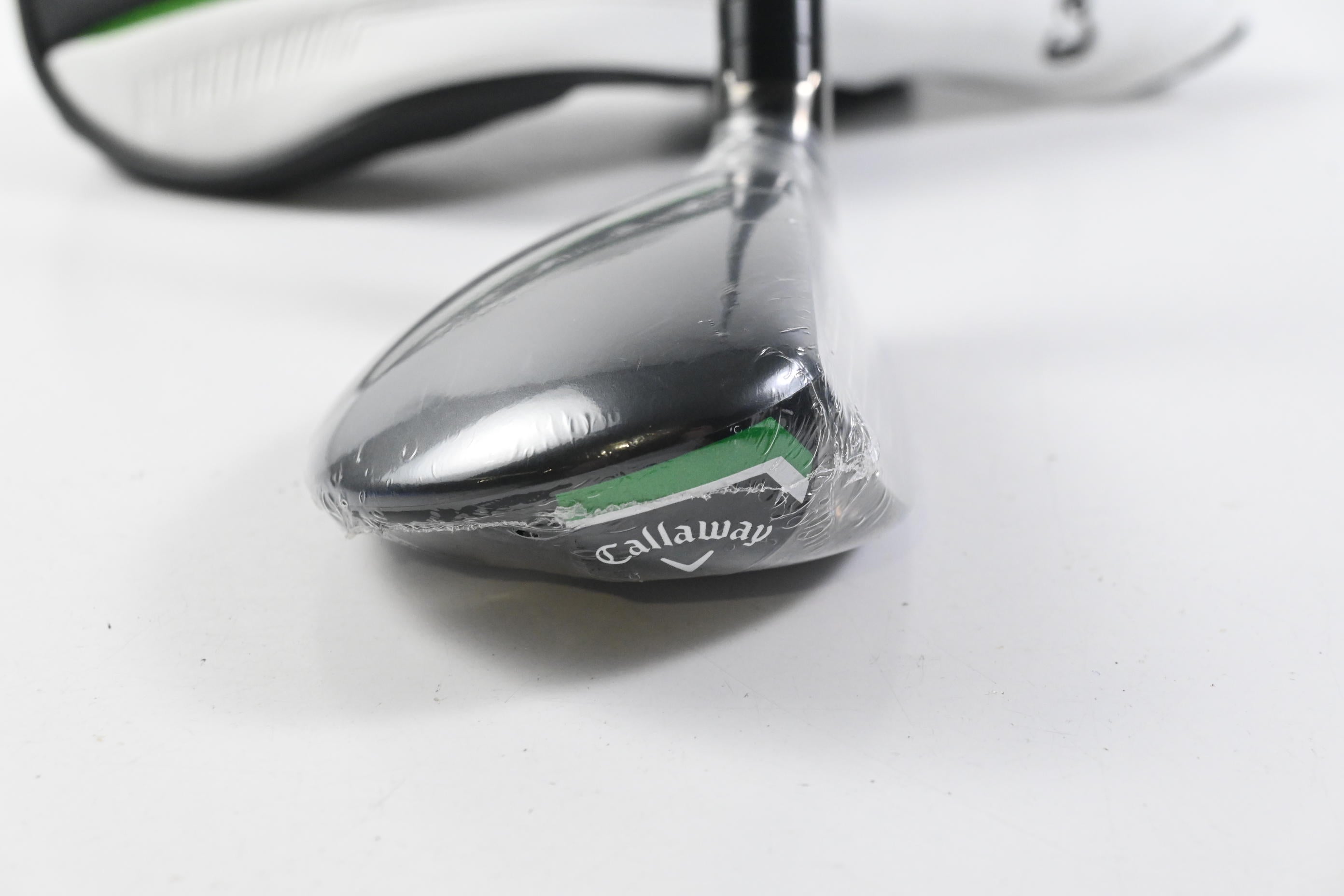 Callaway Elyte #4 Hybrid / 22 Degree / Regular Flex Denali Charcoal 60 Shaft