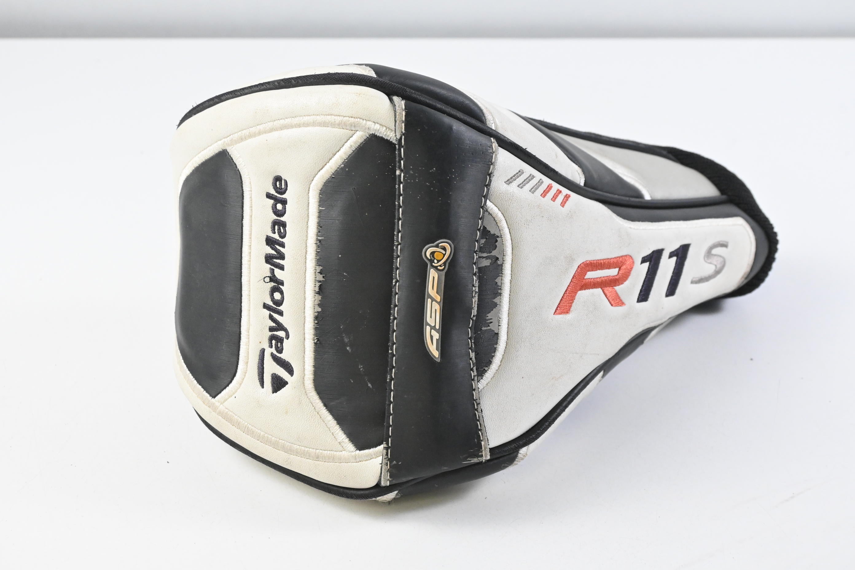 Left Hand Taylormade R11S Driver / 10.5 Degree / Regular Flex Aldila RIP Phenom