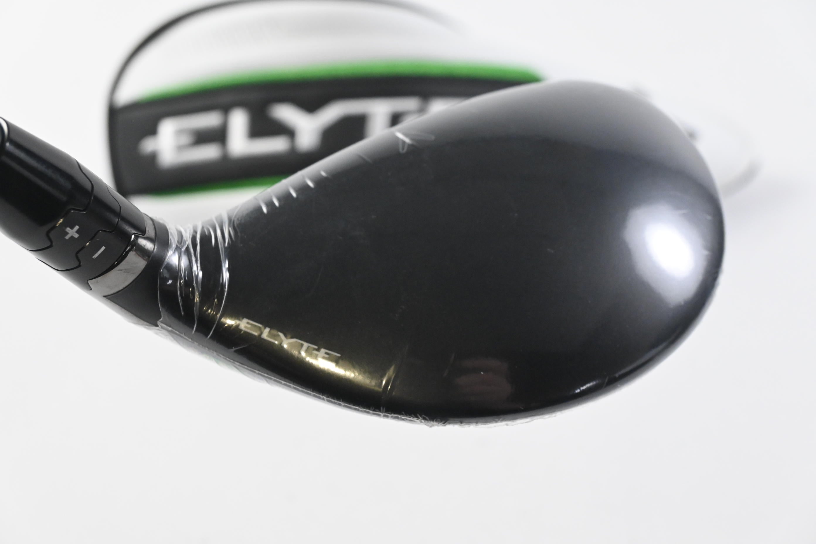 Callaway Elyte #4 Hybrid / 22 Degree / Regular Flex Denali Charcoal 60 Shaft