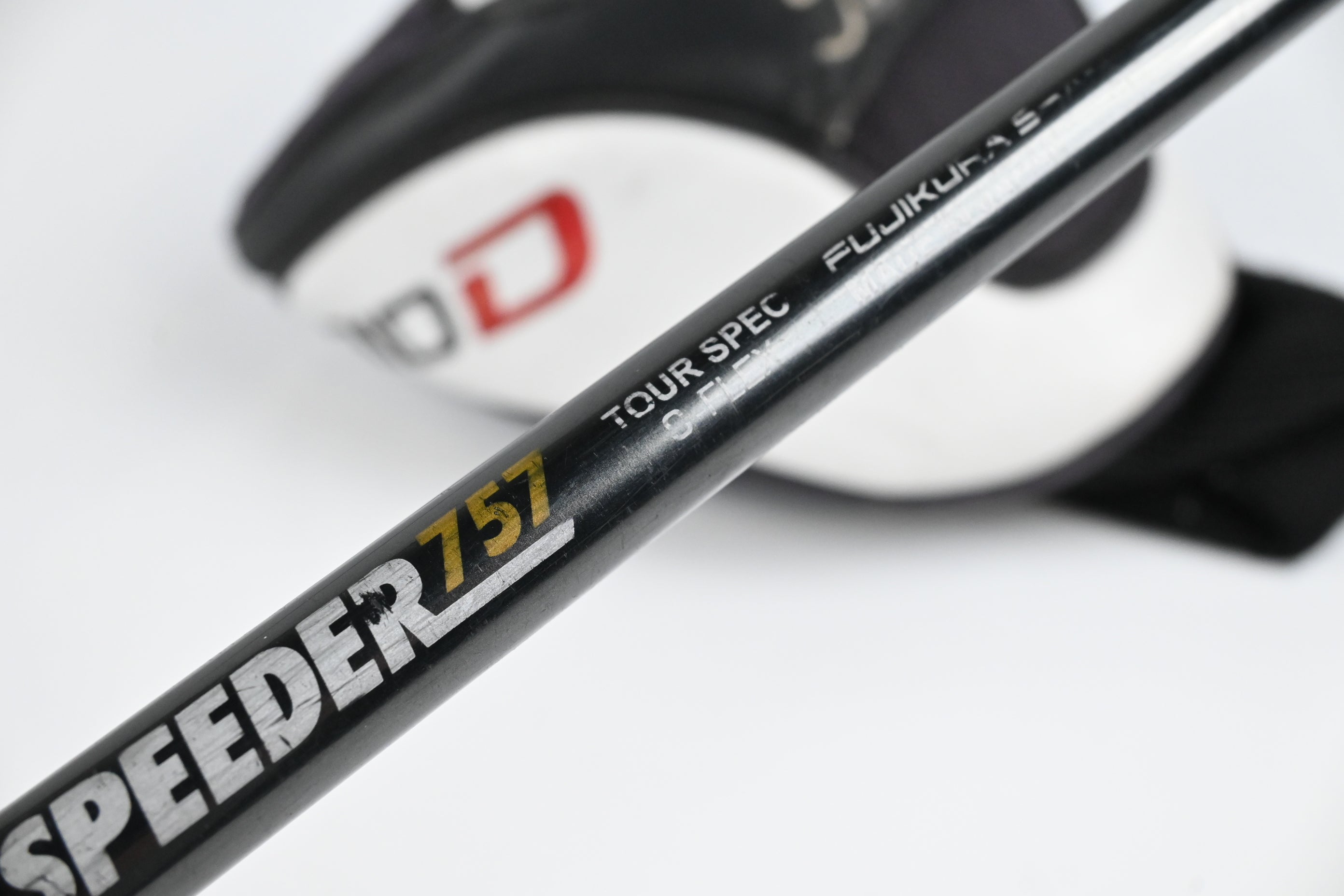 Titleist 910 D3 Driver / 9.5 Degree / Stiff Flex Fujikura Speeder 757 Shaft