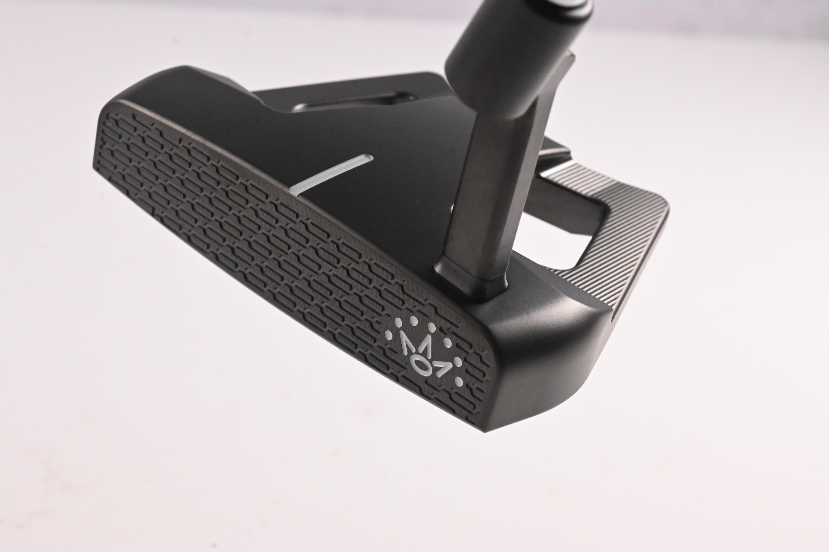 Scotty Cameron Phantom Black 9.2R Putter / 33 Inch